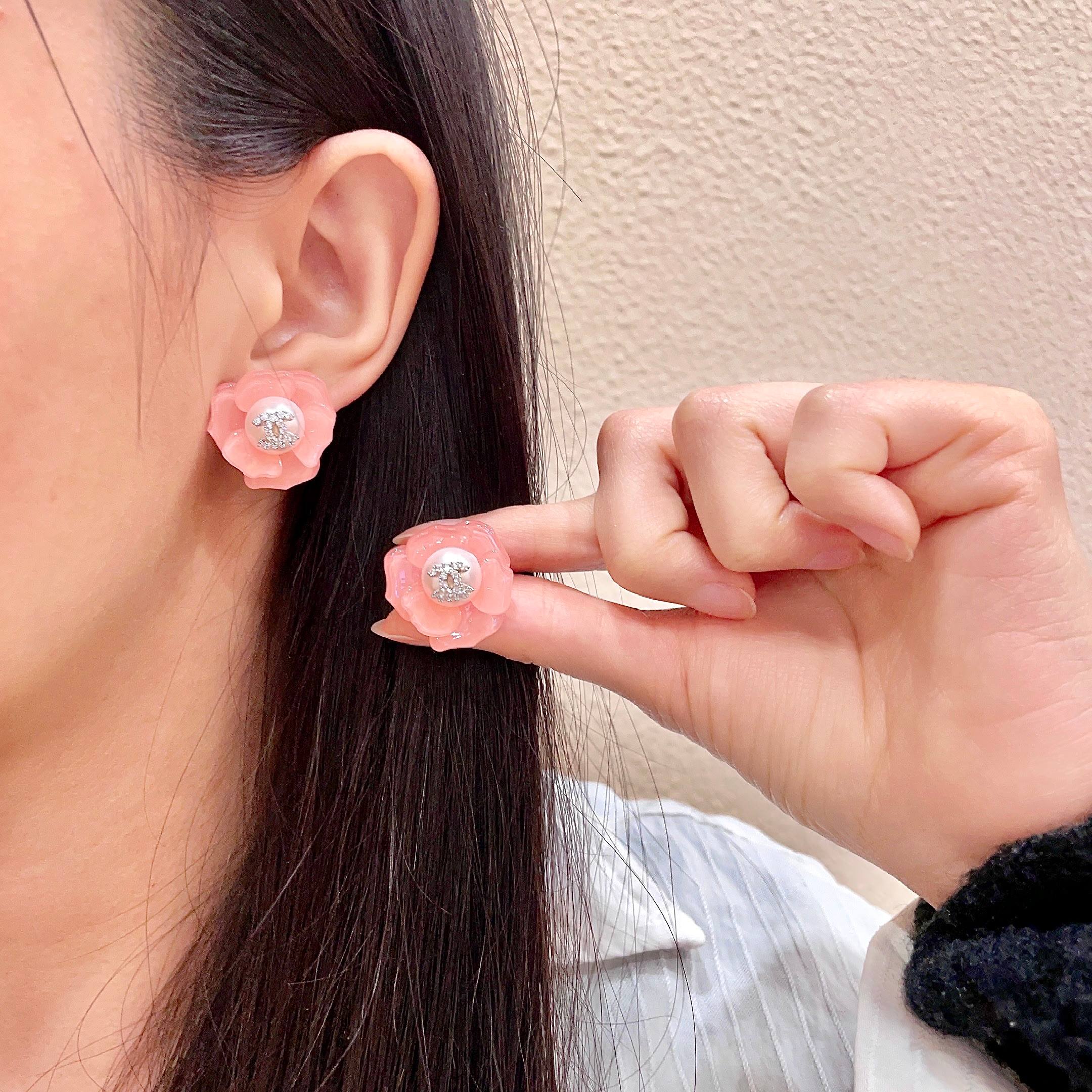 シャネル フラワーモチーフ スタッドピアス ピンク 詳細画像 1