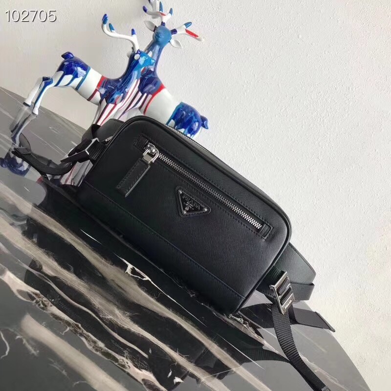 プラダ サフィアーノレザー ベルトバッグ ブラック 詳細画像 1