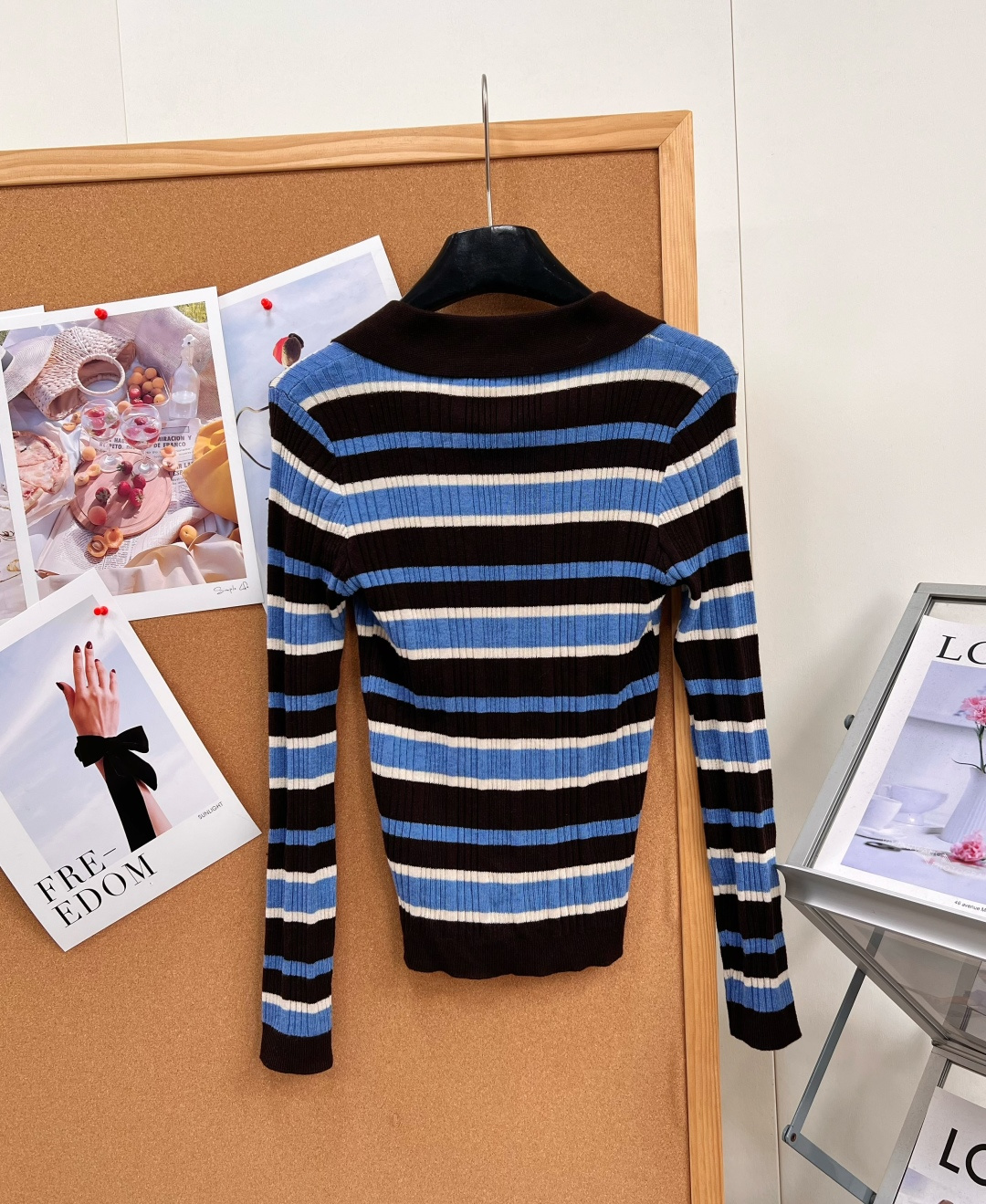 ディオール 配色ストライプ ポロ襟 ミツバチ刺繍 ニットトップス ブルーブラウンストライプ / グレーイエローストライプ 詳細画像 2