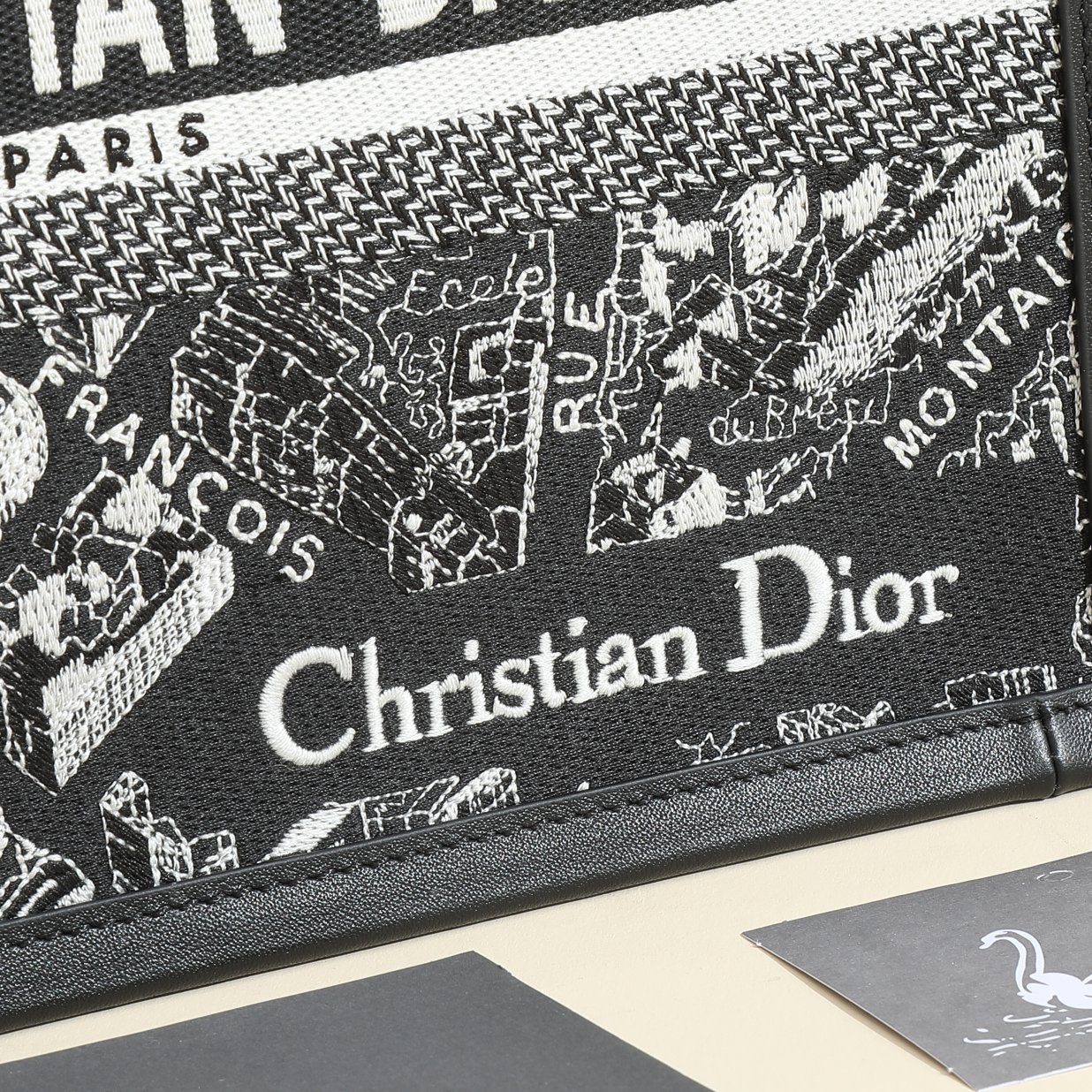 ディオール Book Tote スモール キャンバス レザー 地図柄刺繍 トートバッグ ホワイト ブラック 詳細画像 3