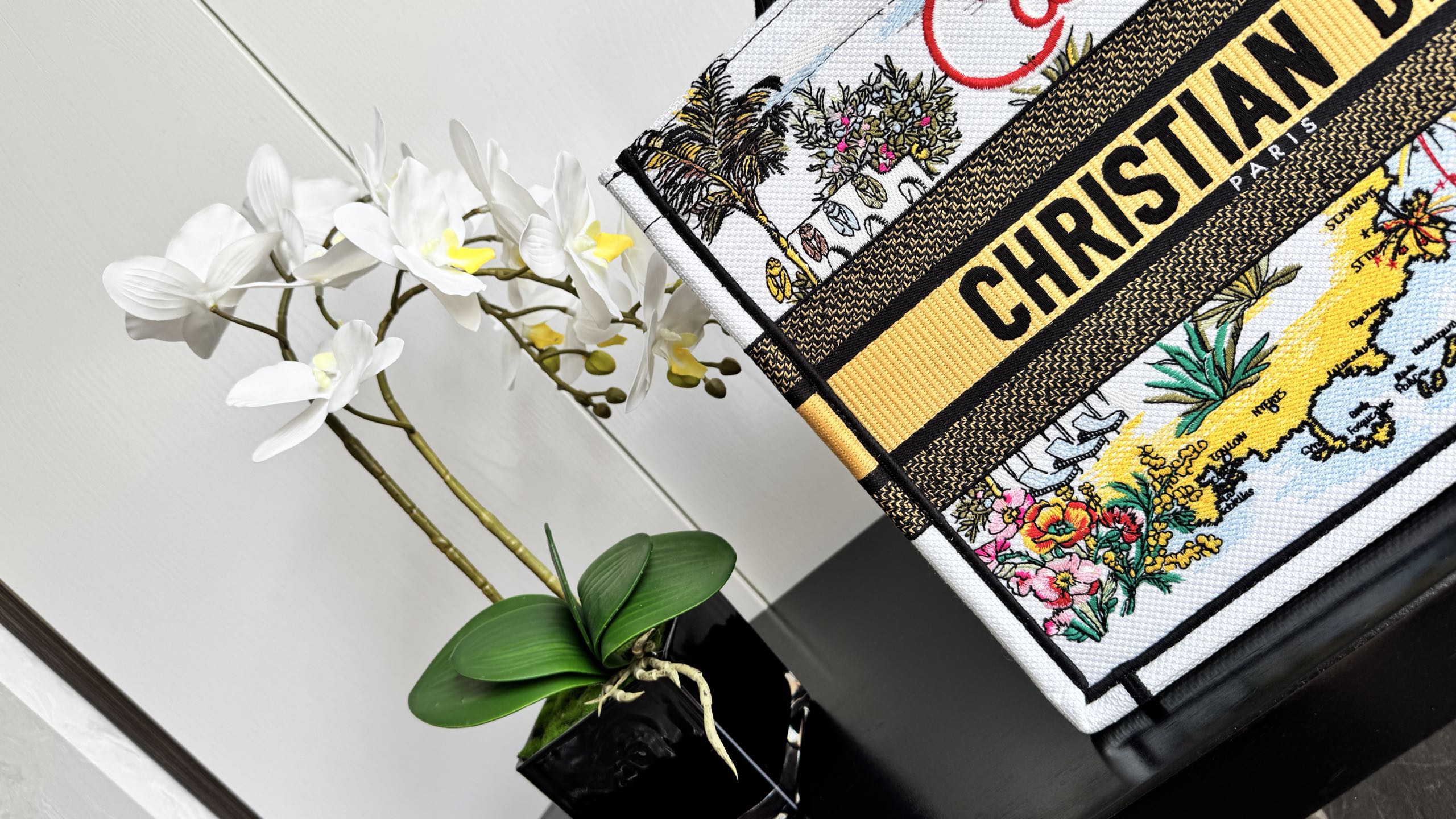 ディオール Book Tote 刺繍 キャンバス トートバッグ ホワイト 詳細画像 3