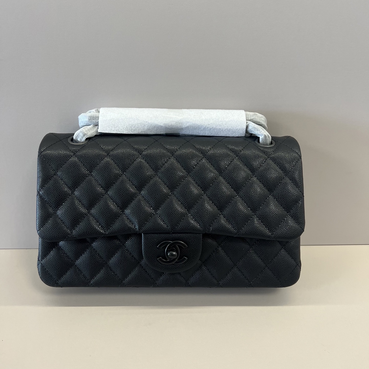 シャネル クラシック ダブルフラップ 2.55 ダイヤモンドキルト チェーンショルダーバッグ 25cm グレインドカーフ ブラック金具 ブラック 詳細画像 1
