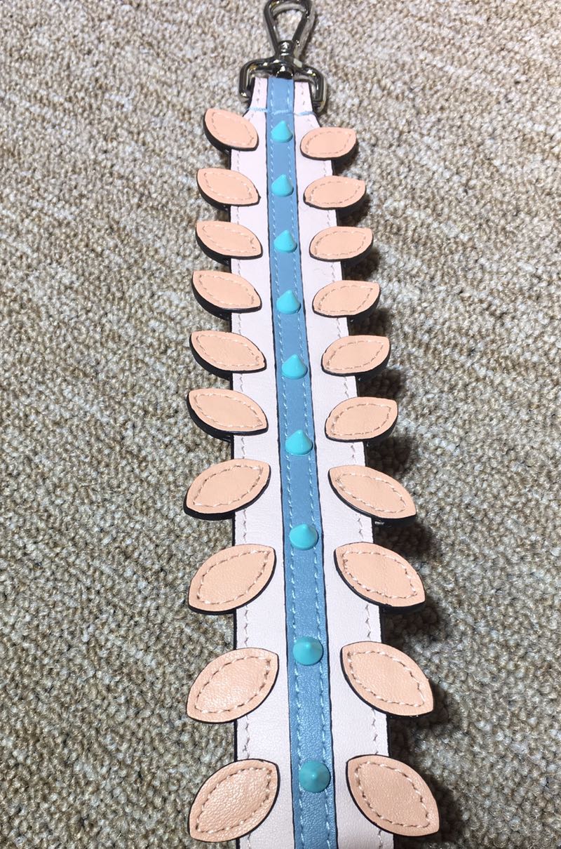 フェンディ STRAP YOU ショルダーストラップ ピンク ライトブルー ピーチ 詳細画像 3