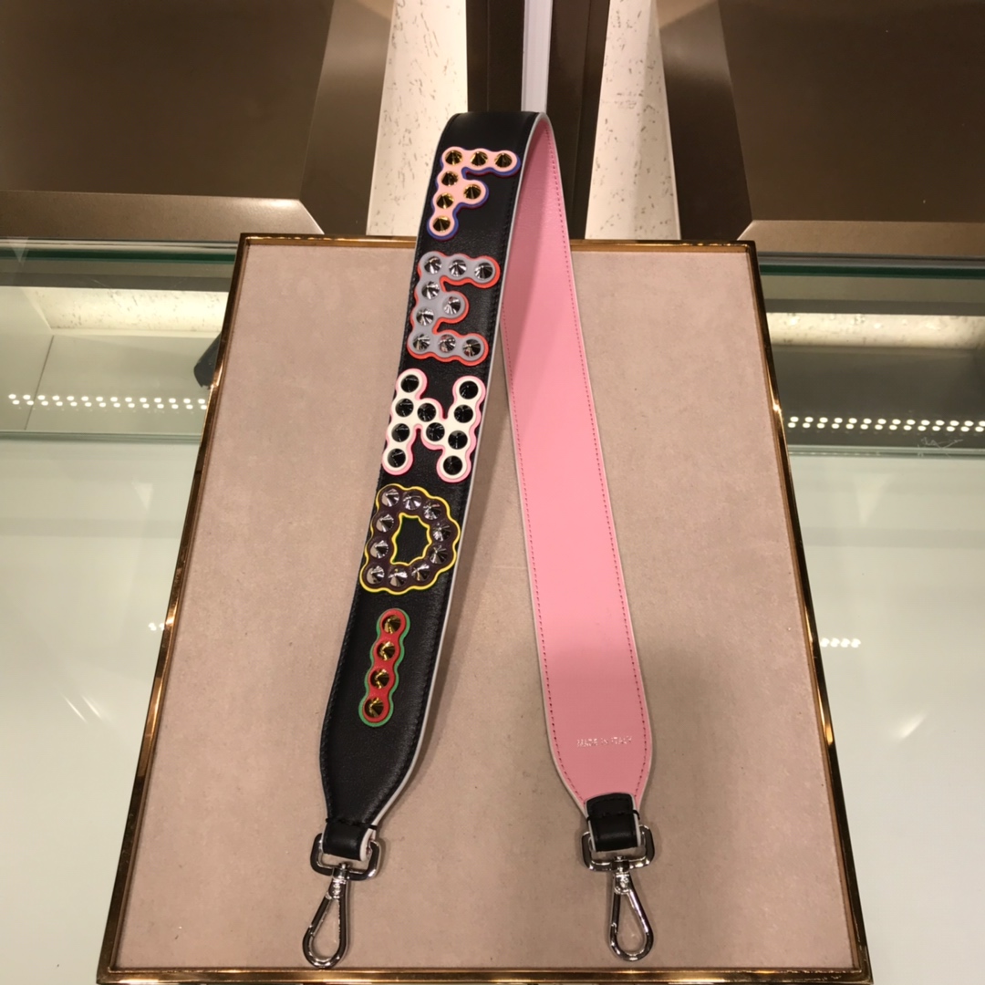 フェンディ Strap You ショルダーストラップ ブラック ピンク 詳細画像 1