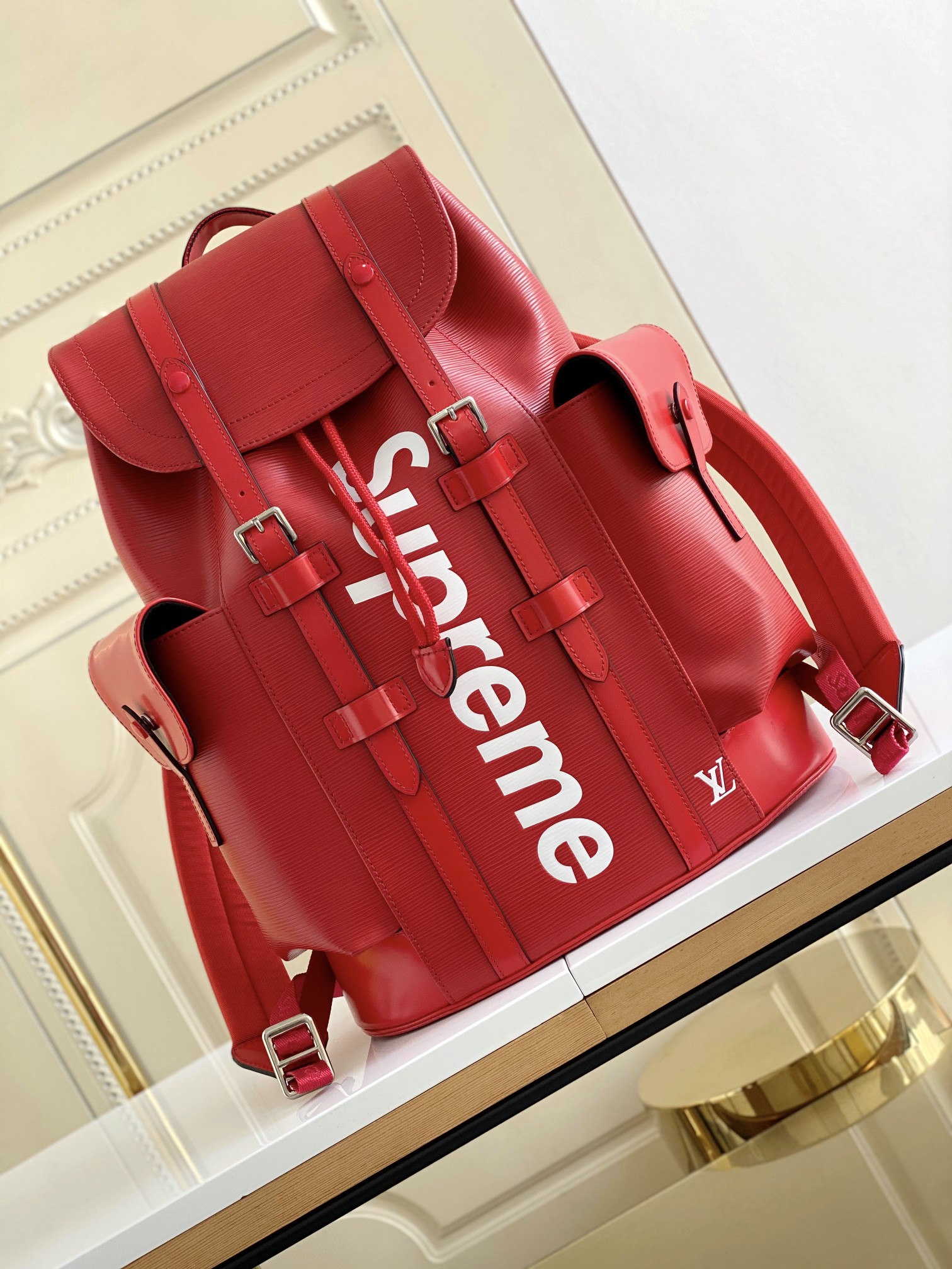 ルイ・ヴィトン Supreme クリストファー バックパック エピ レッド 詳細画像 1