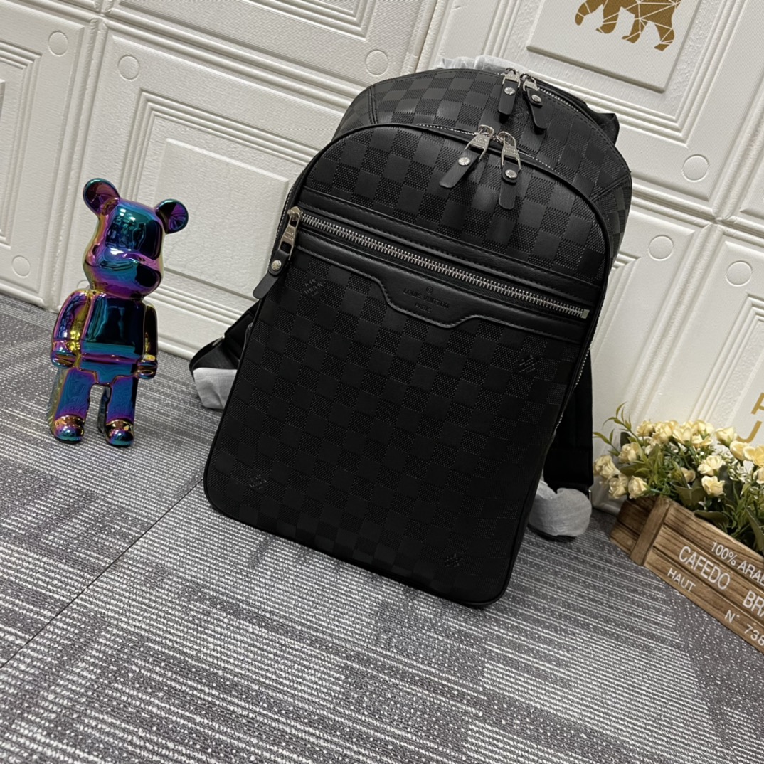 ルイ・ヴィトン Michael バックパック ダミエ・グラフィット キャンバス 牛革 型押しチェック ブラック 詳細画像 1