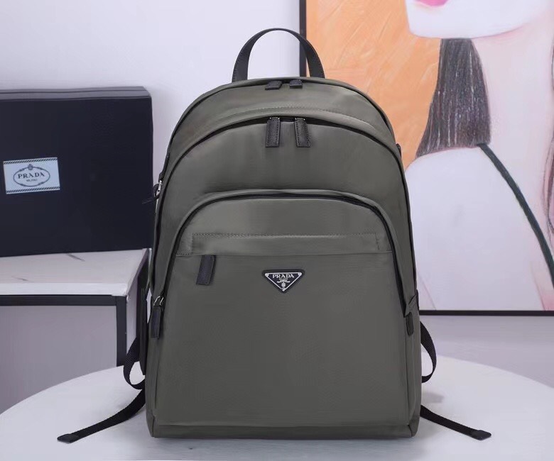 プラダ サフィアーノレザートリム ナイロン バックパック ミリタリーグリーン 詳細画像 1