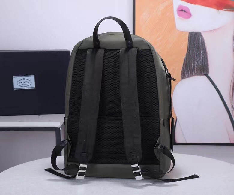 プラダ サフィアーノレザートリム ナイロン バックパック ミリタリーグリーン 詳細画像 3