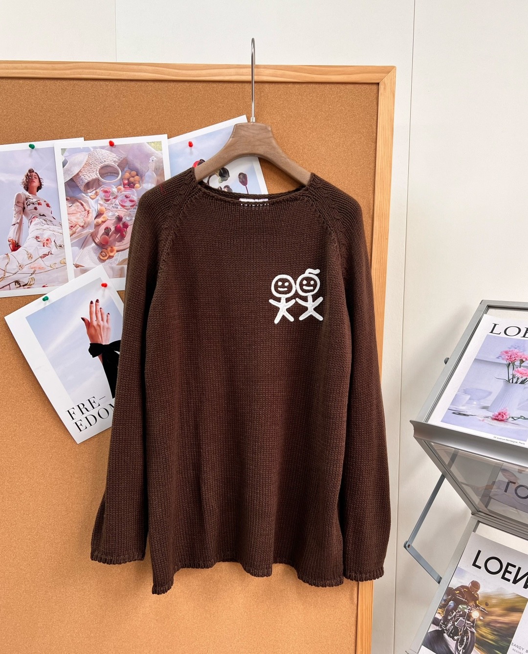 棒人間刺繍 クルーネック ニットセーター ダークブラウン U611280 詳細画像 1