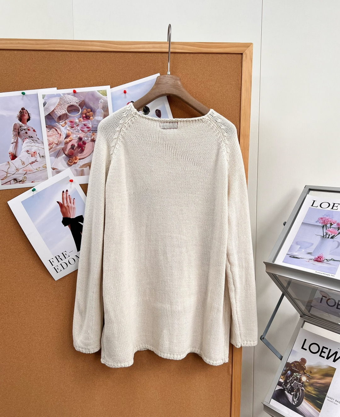 棒人間刺繍 ローゲージニットセーター アイボリー 詳細画像 2