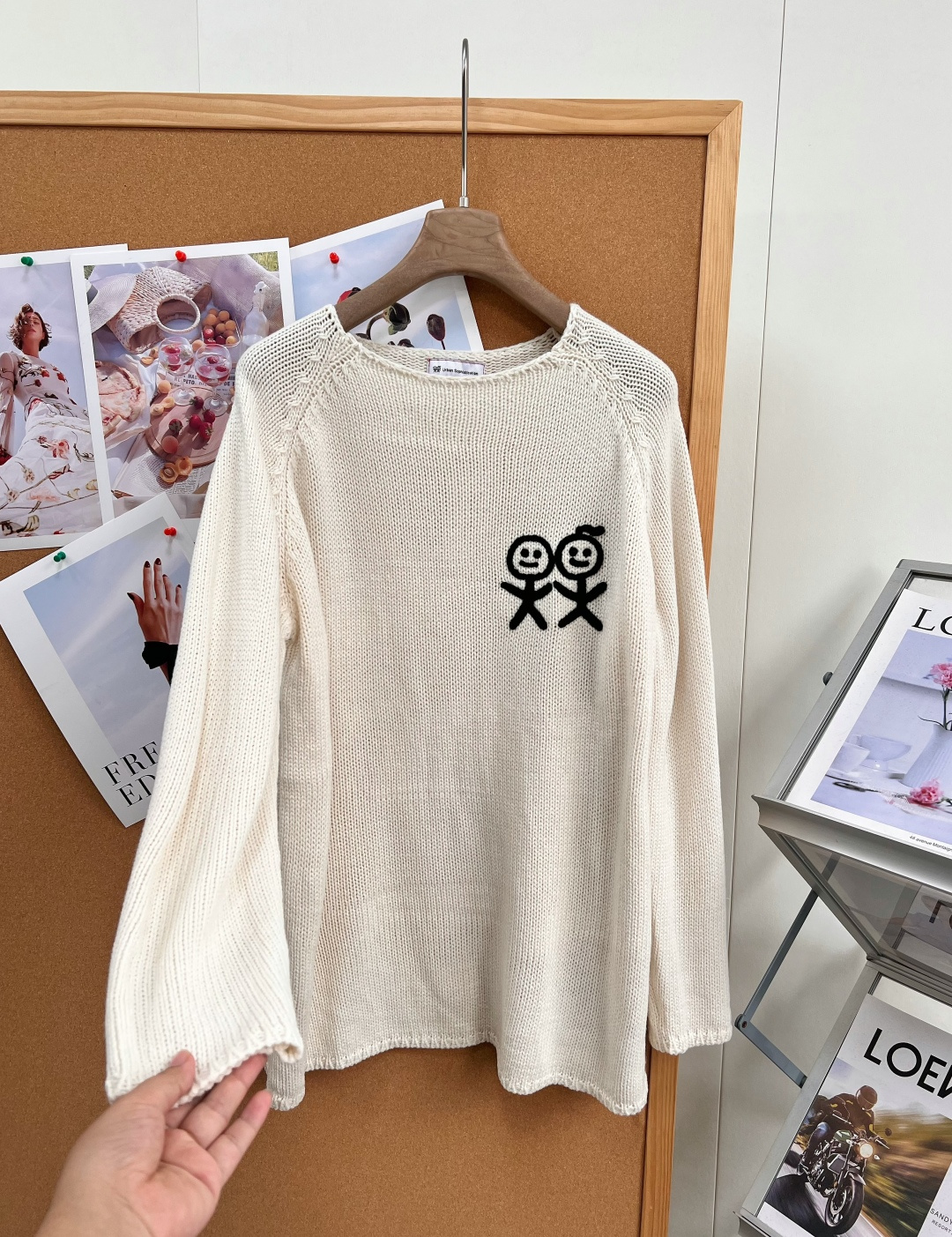 棒人間刺繍 ローゲージニットセーター アイボリー 詳細画像 3