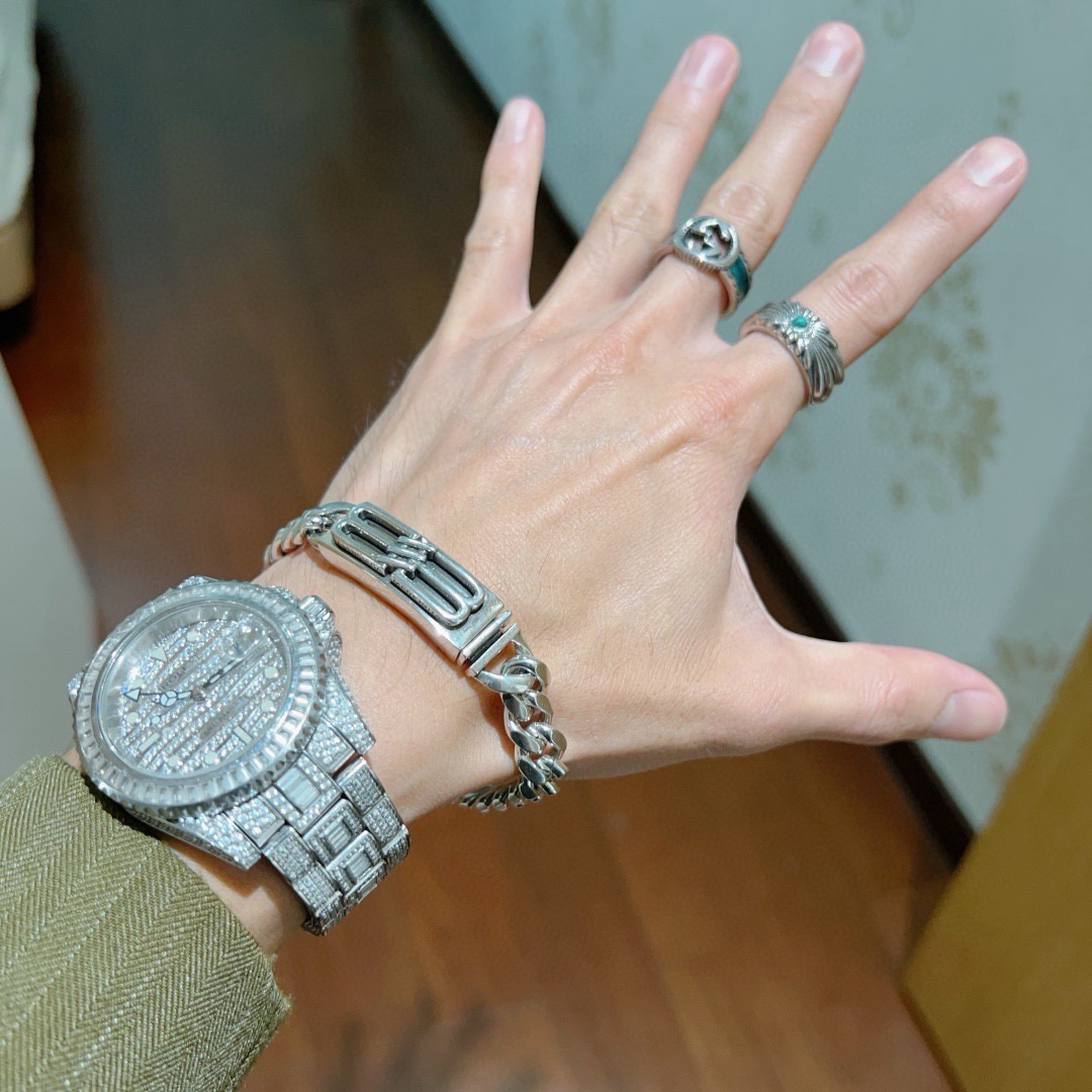 バレンシアガ BBロゴプレート カーブチェーンブレスレット シルバー 詳細画像 3