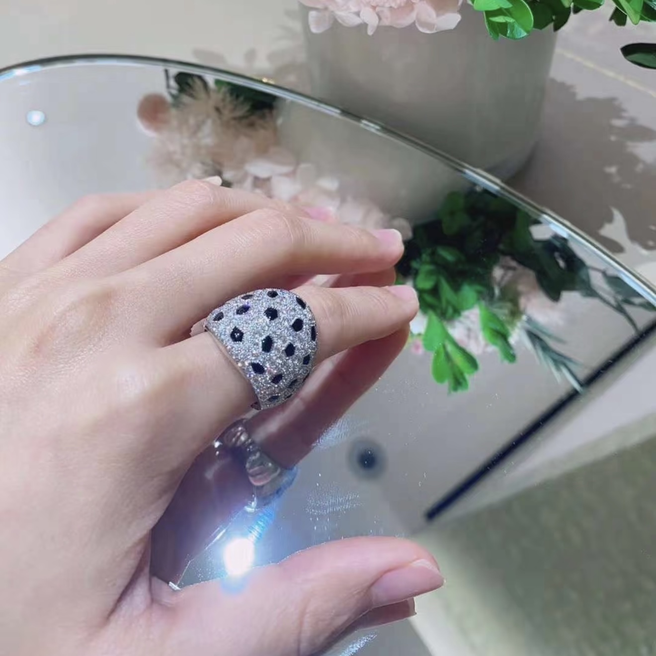 カルティエ レオパード スポット ブラックエナメル パヴェ リング ゴールドメッキ シルバー A6871 詳細画像 3