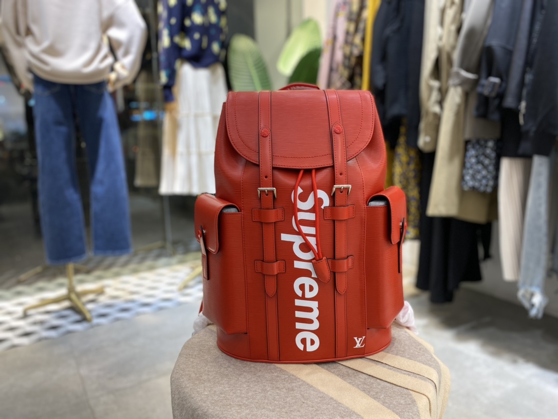 ルイ・ヴィトン Supreme クリストファー バックパック エピレザー レッド 詳細画像 1