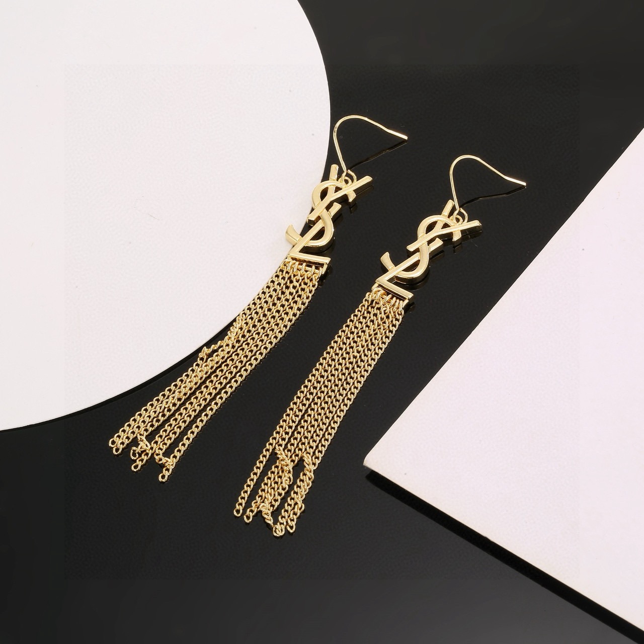 サンローラン YSL ロゴ タッセルチェーン ピアス ゴールド 詳細画像 3
