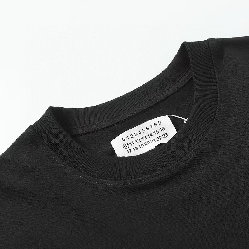 メゾン マルジェラ ラバープリント スモールロゴ 半袖Tシャツ ブラック 詳細画像 3