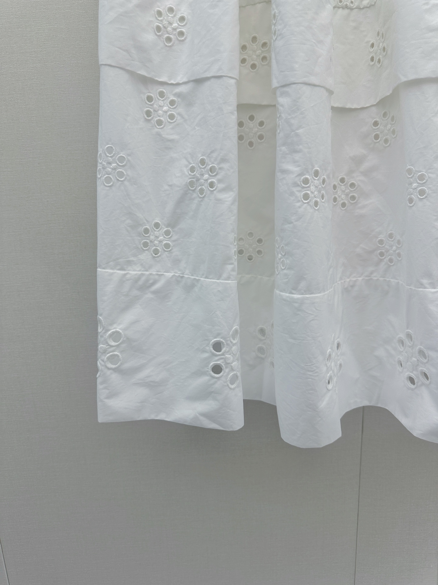 セリーヌ アイレット刺繍 ティアードスカート ホワイト 詳細画像 3