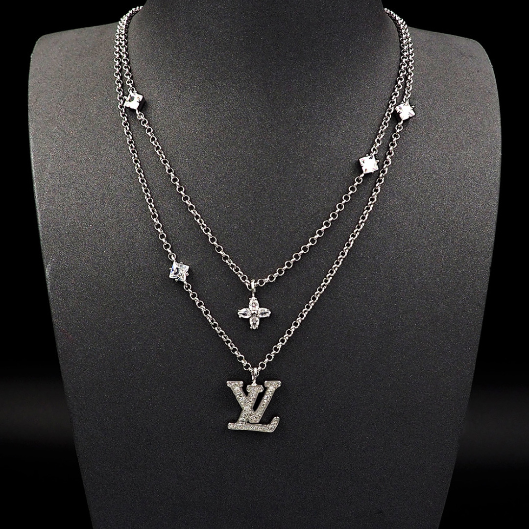 ルイ・ヴィトン クリスタル LV モノグラム ダブルチェーン ネックレス シルバー／ゴールド 詳細画像 2