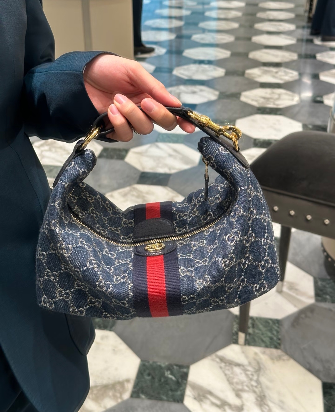 グッチ Vanity ミディアム ハンドバッグ ブルーデニム 857799 詳細画像 2