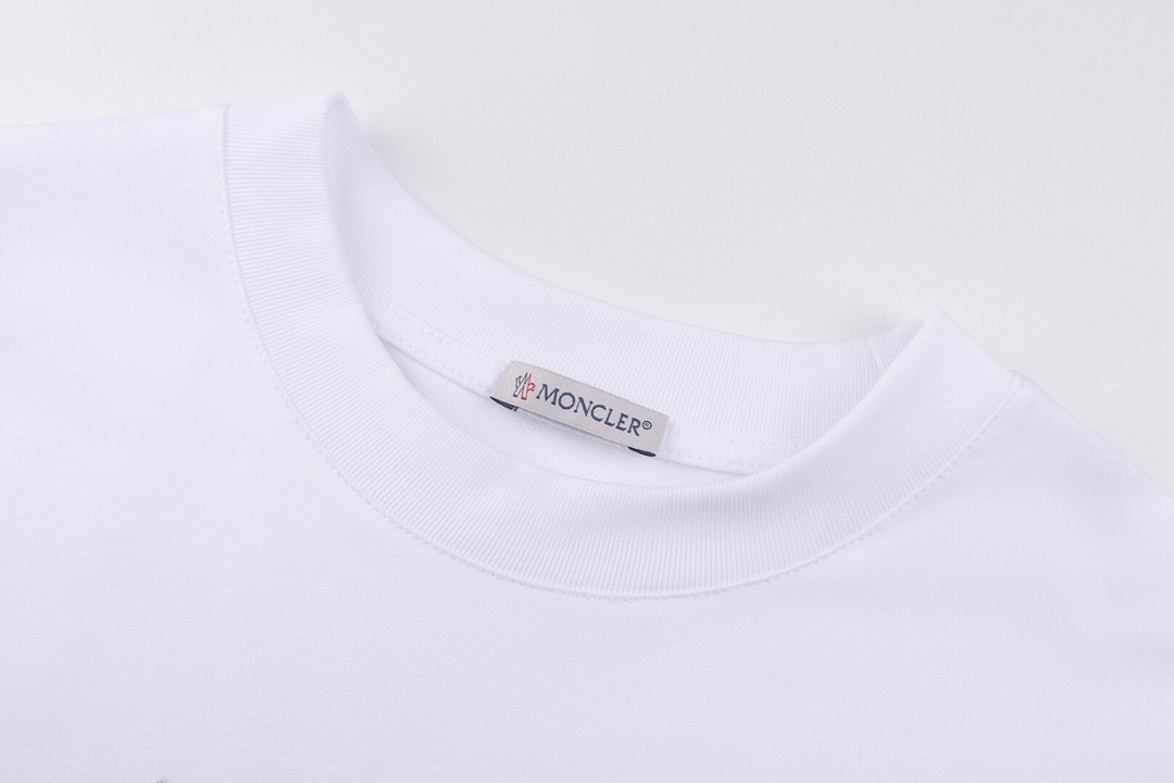 モンクレール スタンプロゴ 半袖Tシャツ ホワイト 詳細画像 3