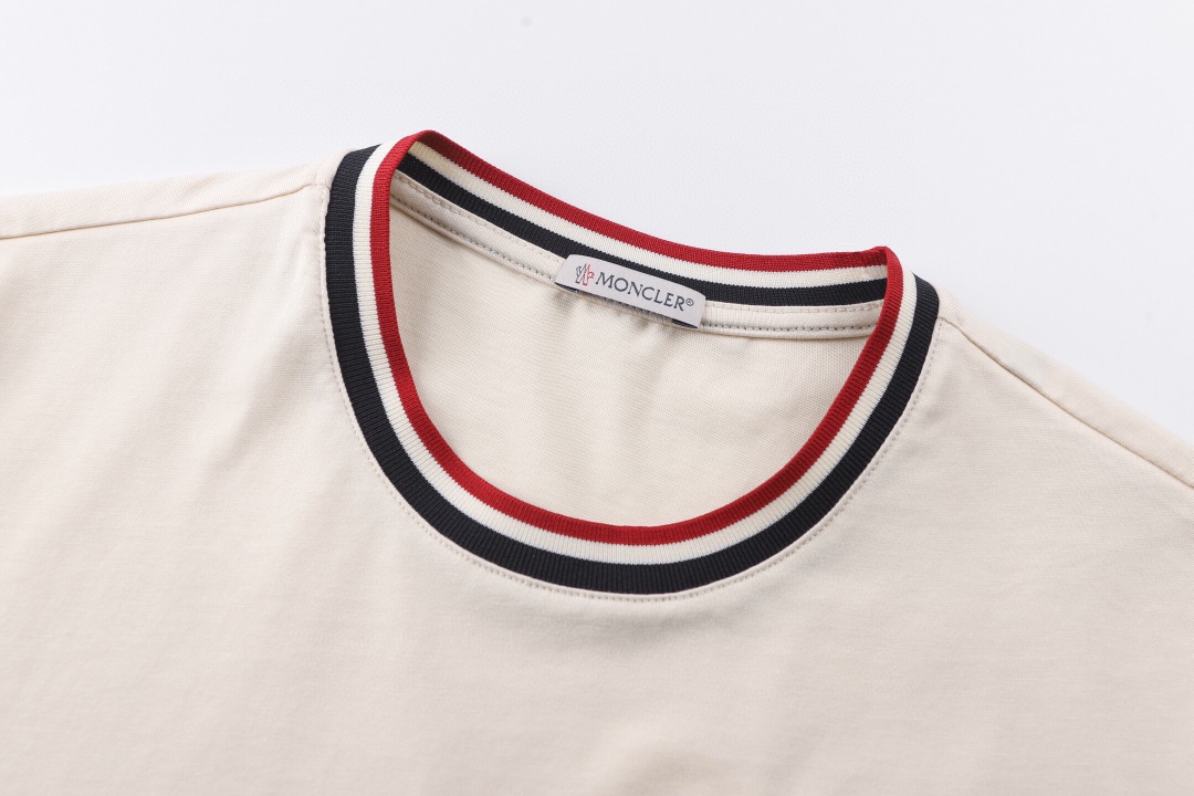 モンクレール バードアップリケ クルーネックTシャツ アイボリー 詳細画像 3