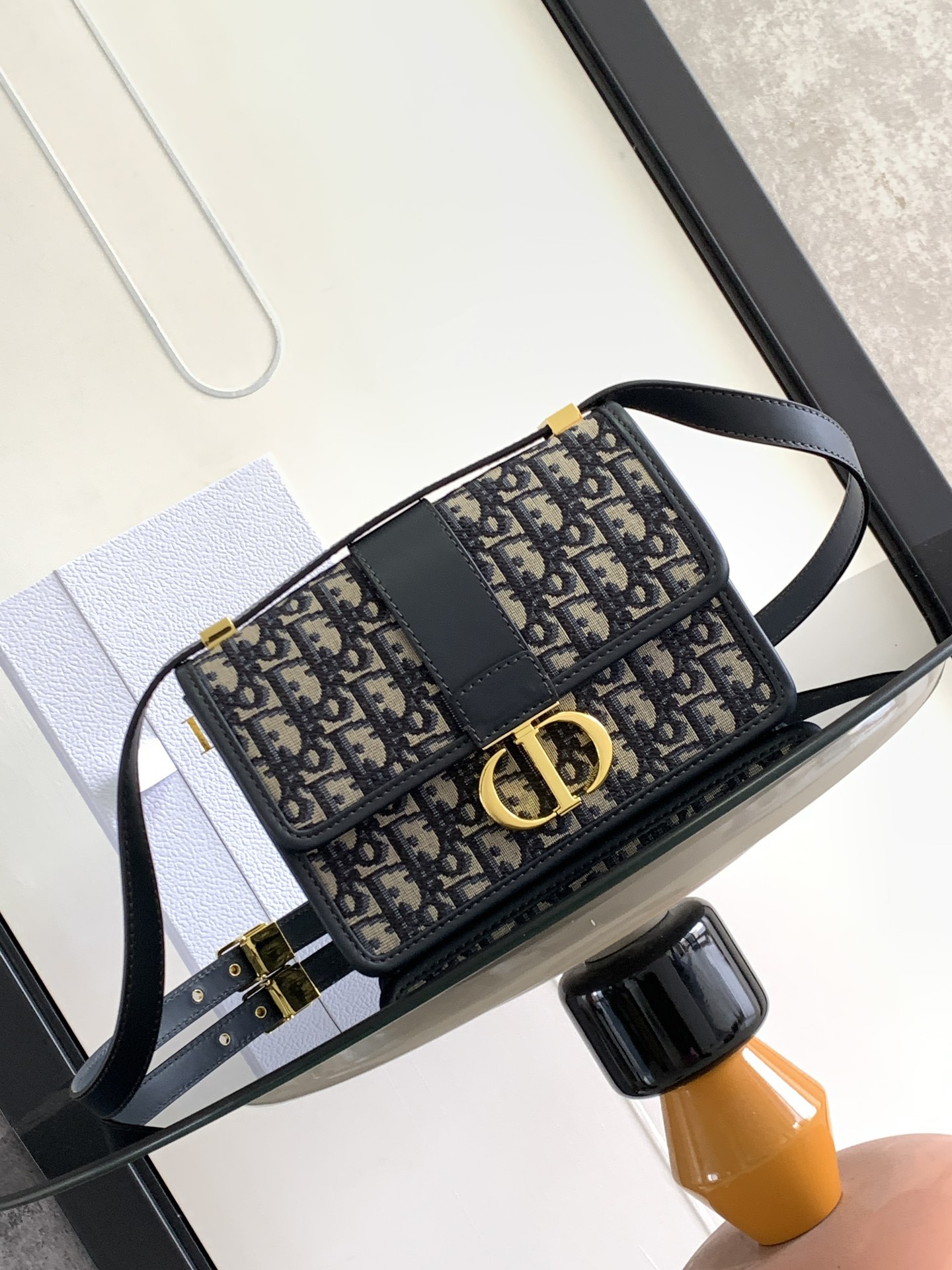 ディオール 30 Montaigne スモール バッグ ブルー オブリーク M9234UTZQ_M928 詳細画像 1