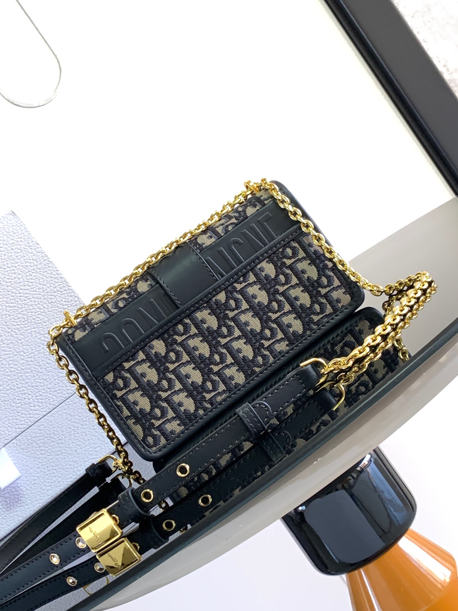 ディオール 30 Montaigne East-West チェーンバッグ ブルー 詳細画像 3