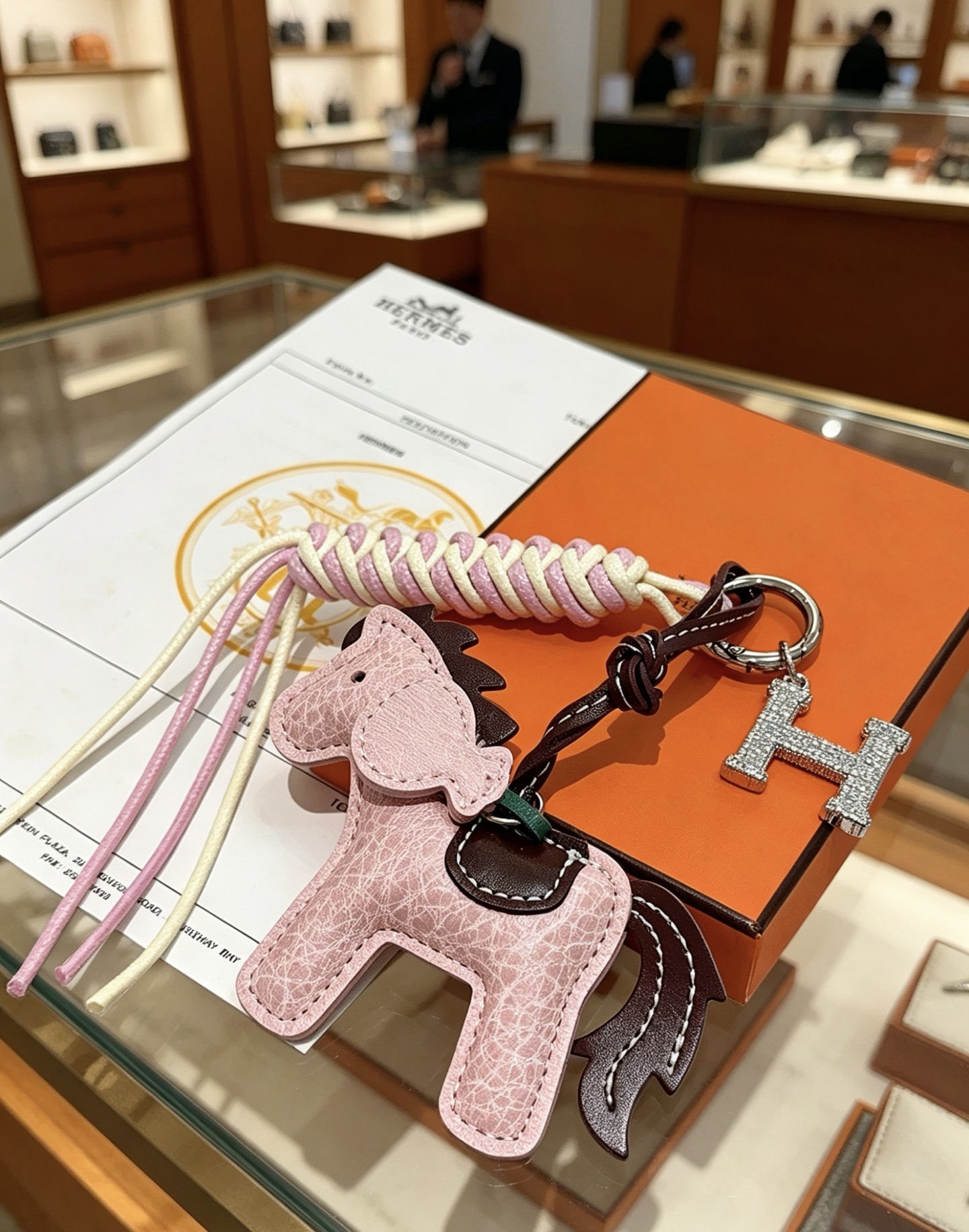 エルメス 編み込みコード＆Hチャーム付き ホースチャーム キーリング ピンク 詳細画像 2