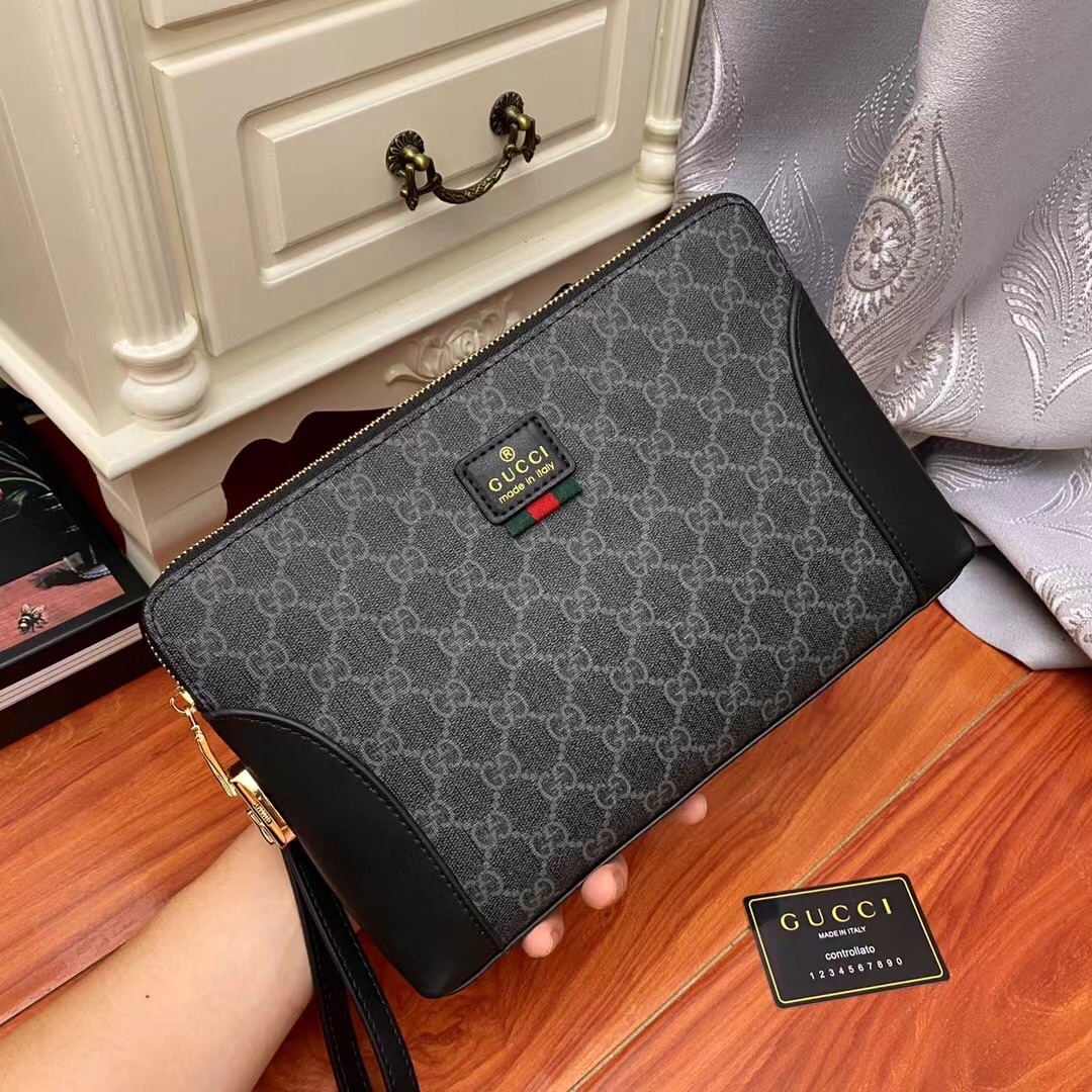 グッチ GGパターン レザートリム リストストラップ付き クラッチバッグ ブラック 詳細画像 1