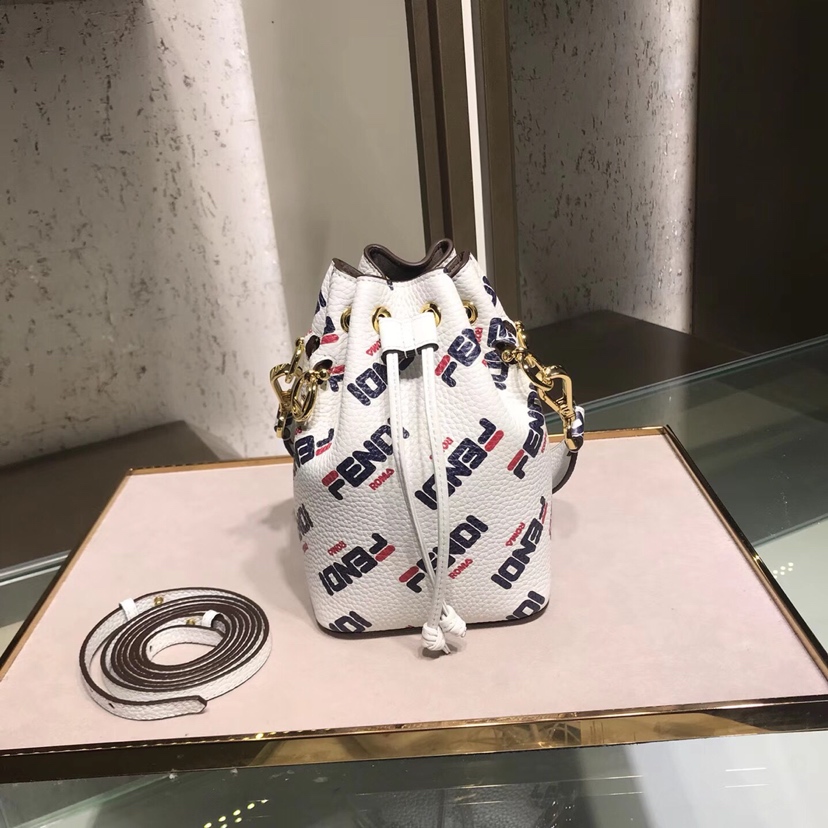 フェンディ ミニ プリント バケットバッグ ホワイト 詳細画像 1