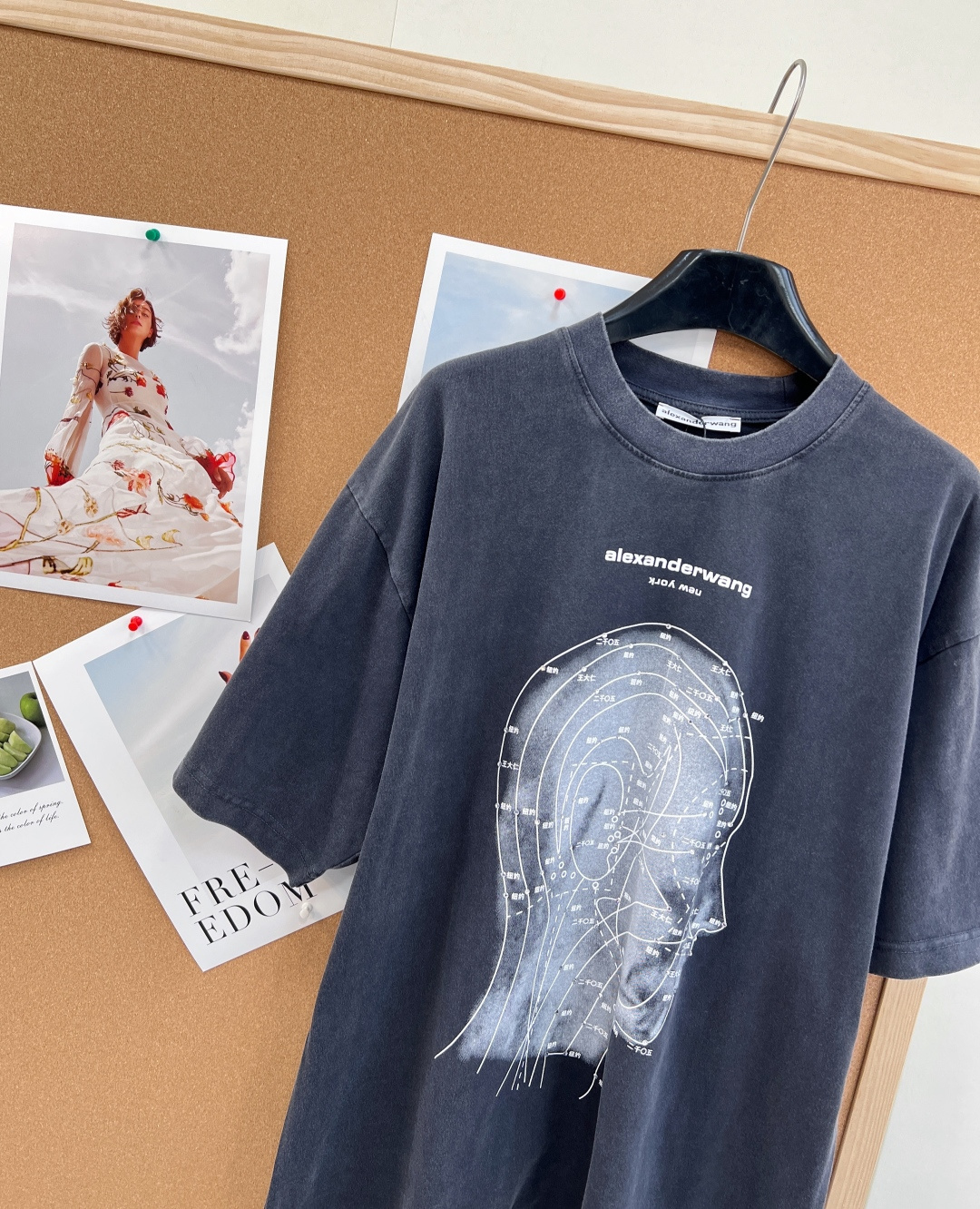 アレキサンダー ワン ブレイングラフィック ラインストーン Tシャツ ブラック 詳細画像 3