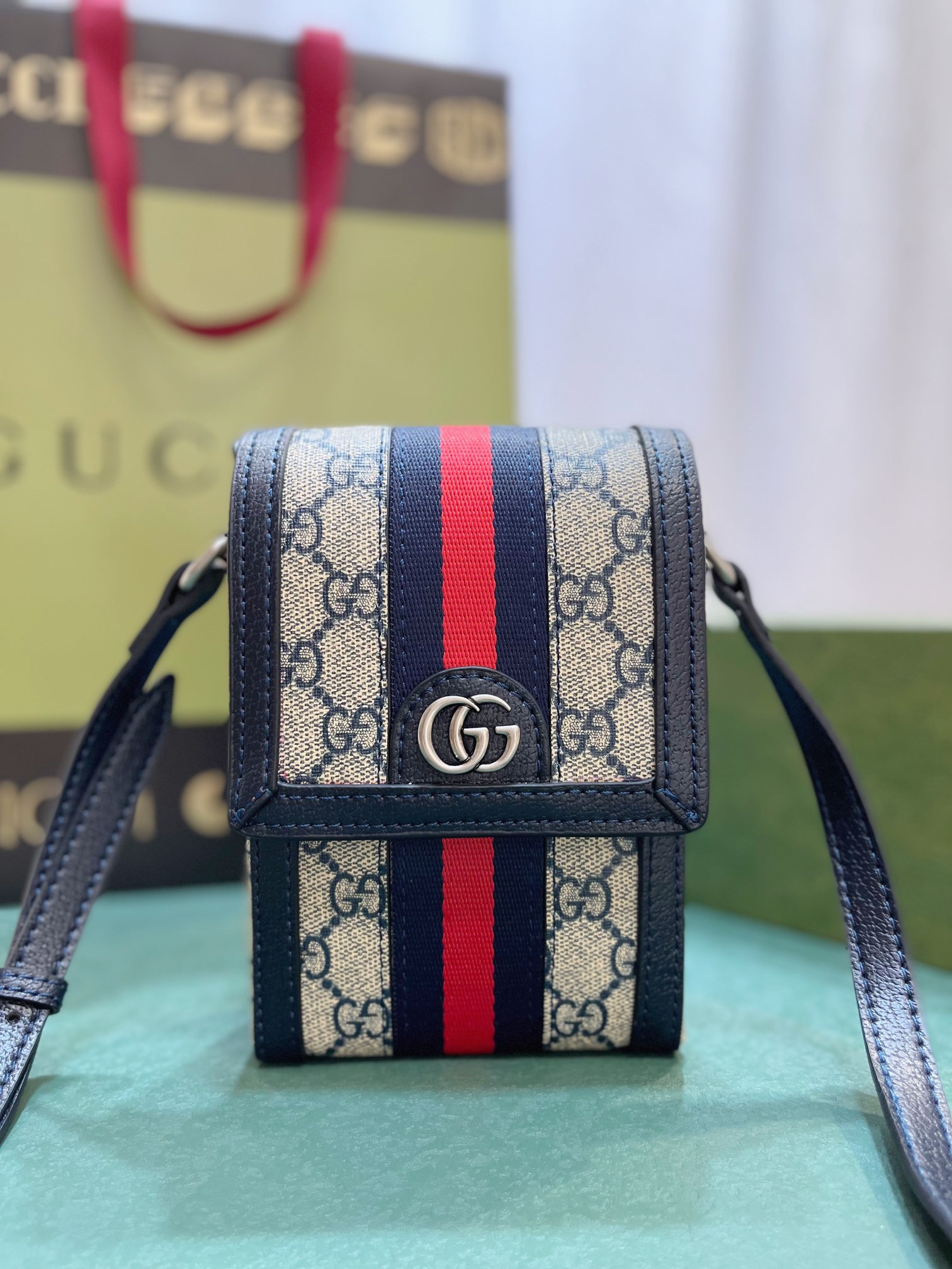 グッチ ミニ フォン ショルダーバッグ ベージュ 詳細画像 1