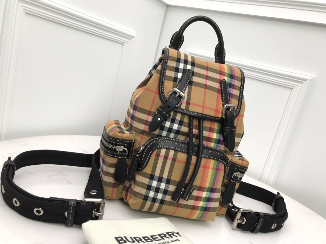 バーバリー レインボー ヴィンテージチェック バックパック スモール 詳細画像 2