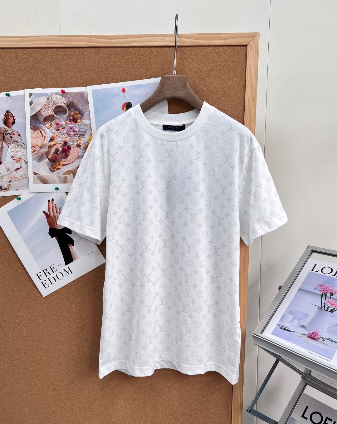 ルイ・ヴィトン 蛍光 モノグラム Tシャツ ホワイト 詳細画像 1