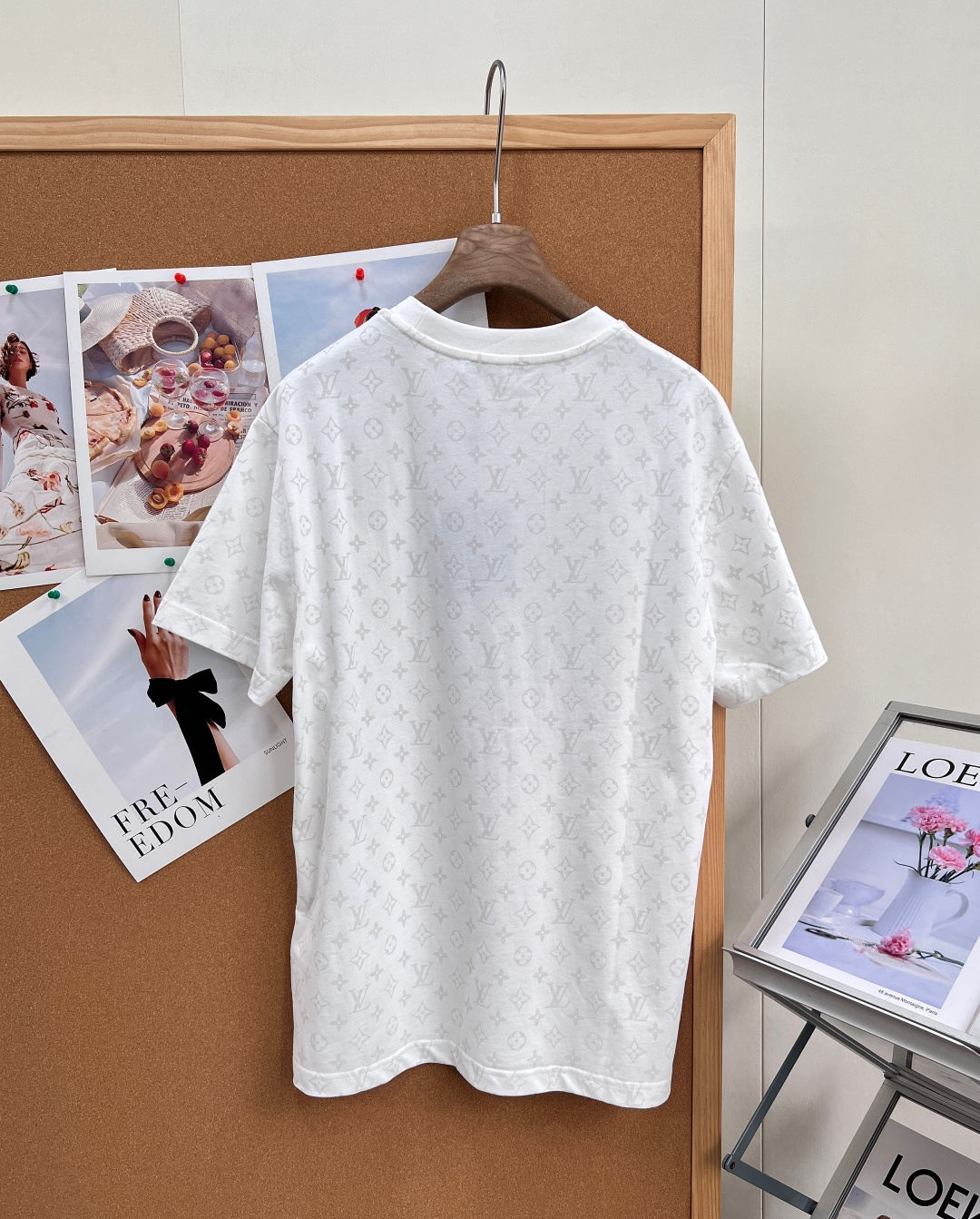 ルイ・ヴィトン 蛍光 モノグラム Tシャツ ホワイト 詳細画像 2