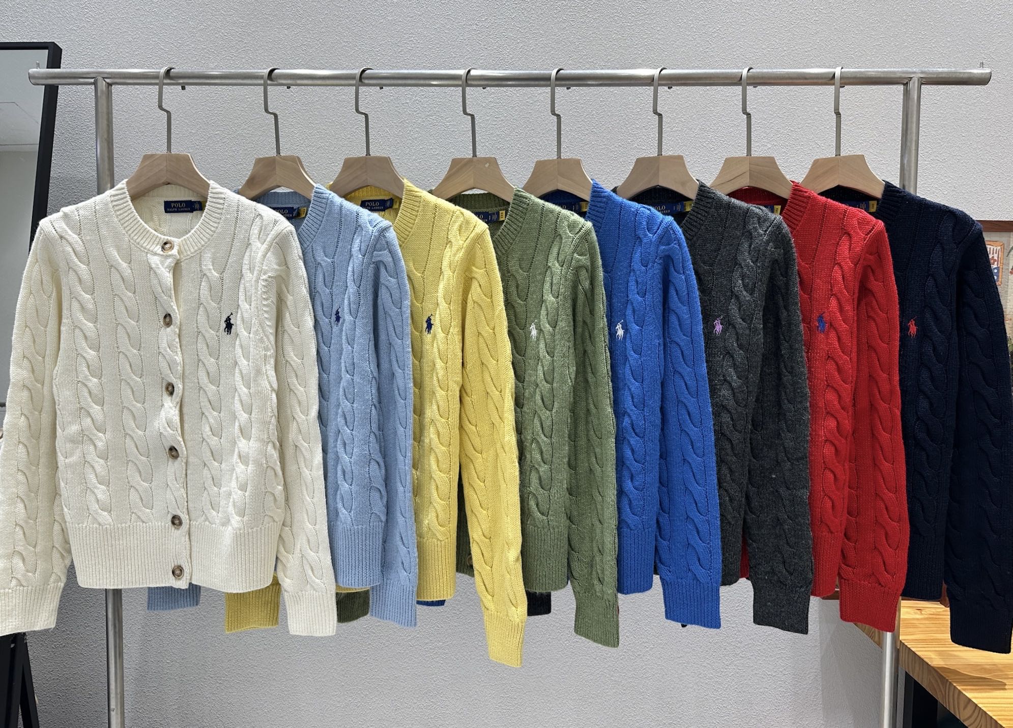 ポロ ラルフ ローレン ポニー刺繍 ウール ツイストケーブル カーディガン ホワイト スカイブルー イエロー グリーン ロイヤルブルー グレー レッド ネイビー 詳細画像 1
