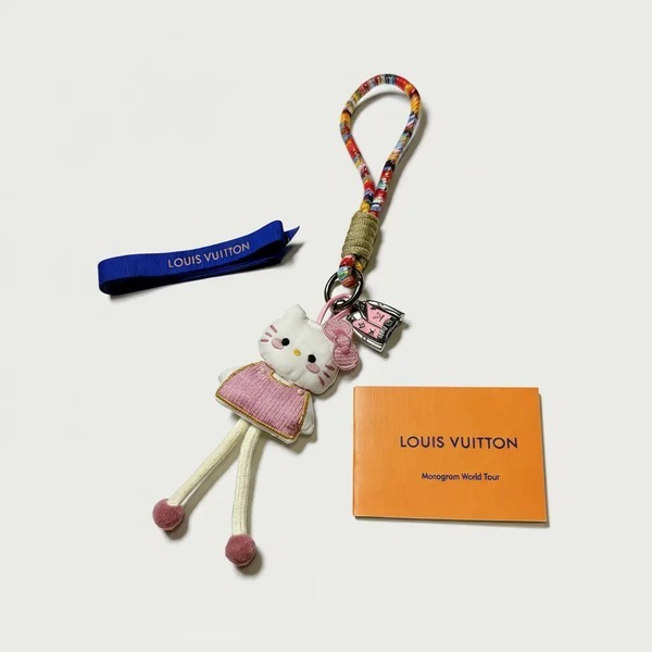 ルイ・ヴィトン キャットドール キーホルダー バッグチャーム ピンク