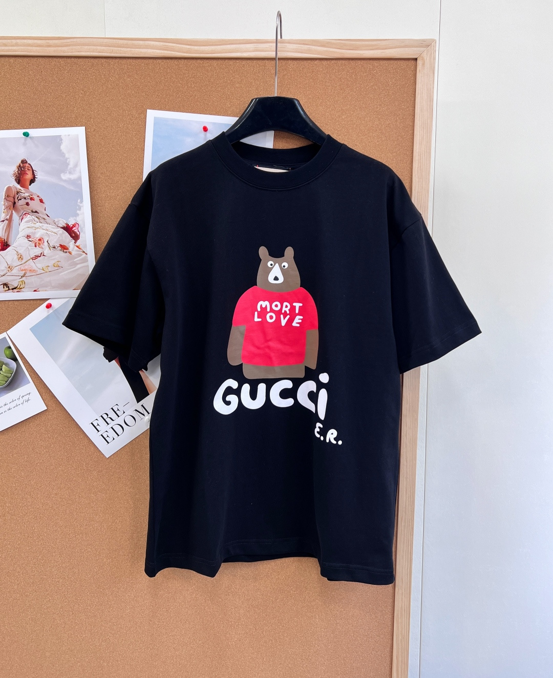 グッチ カートゥーン楽器プリント 半袖Tシャツ ブラック G657220 詳細画像 1