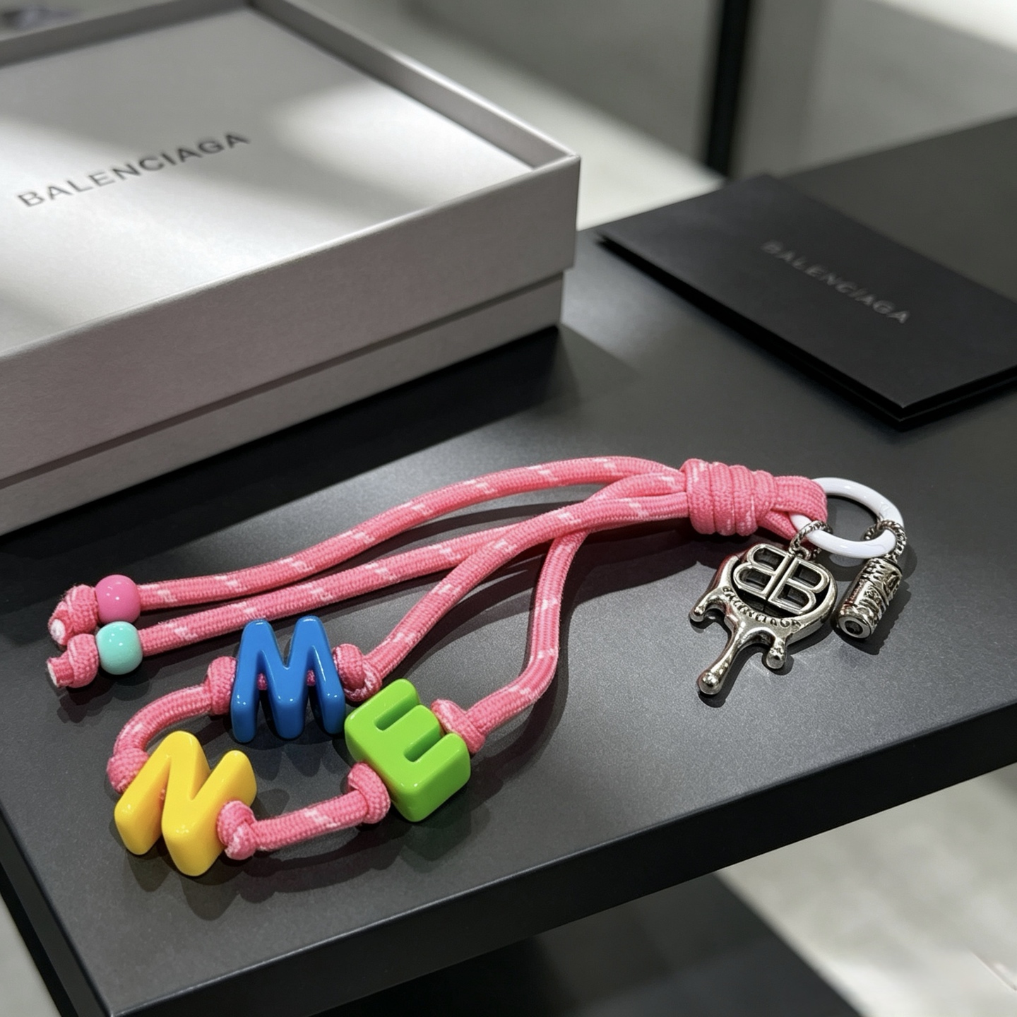バレンシアガ バッグチャーム キーホルダー ピンク マルチカラー 詳細画像 1