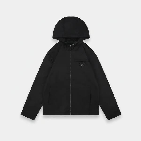 プラダ Re-Nylon トライアングルロゴ フード付きジャケット