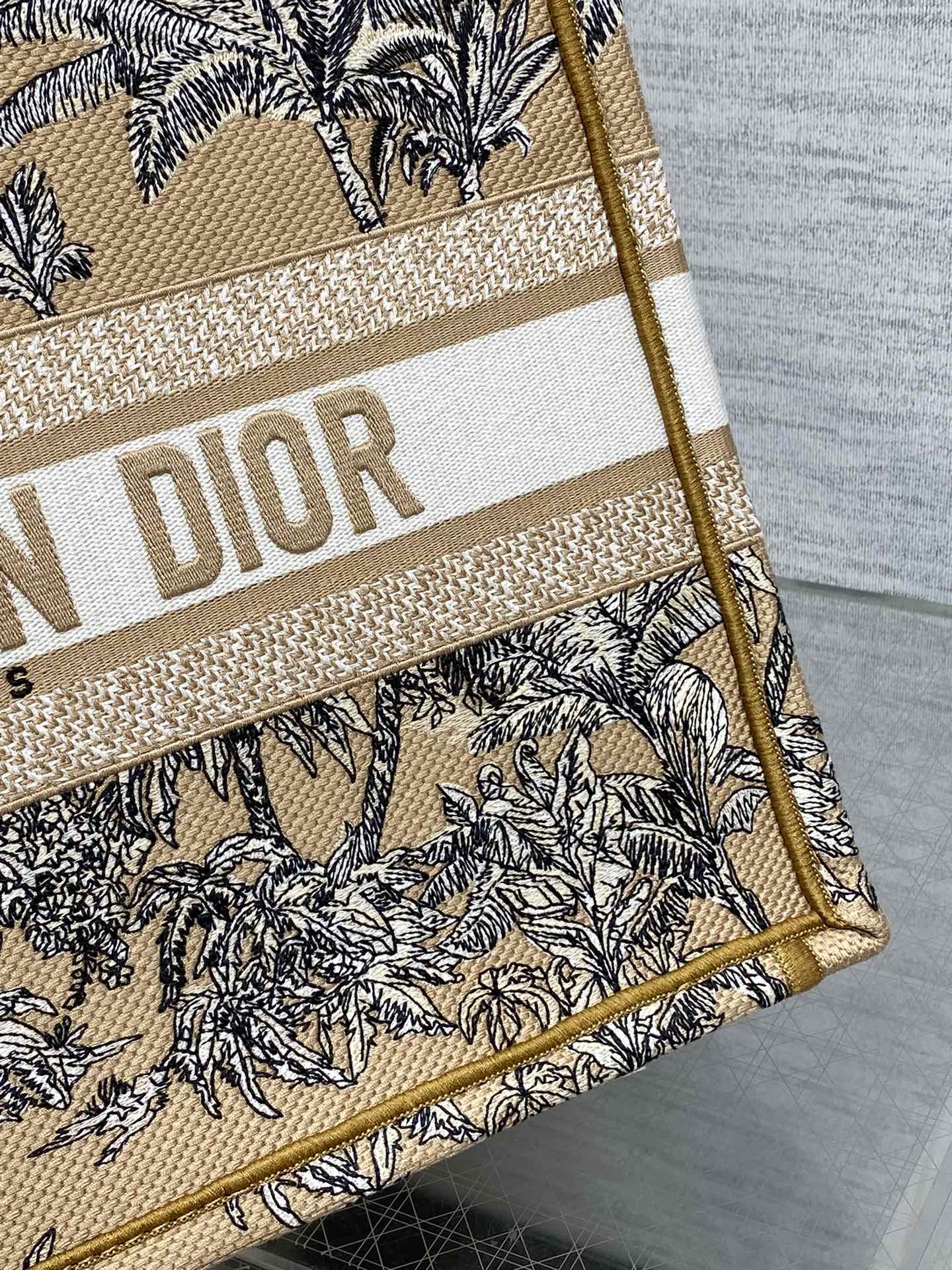 ディオール ブックトート ミディアム ヤシの木刺繍 厚手キャンバス ショルダートートバッグ アプリコット 詳細画像 3