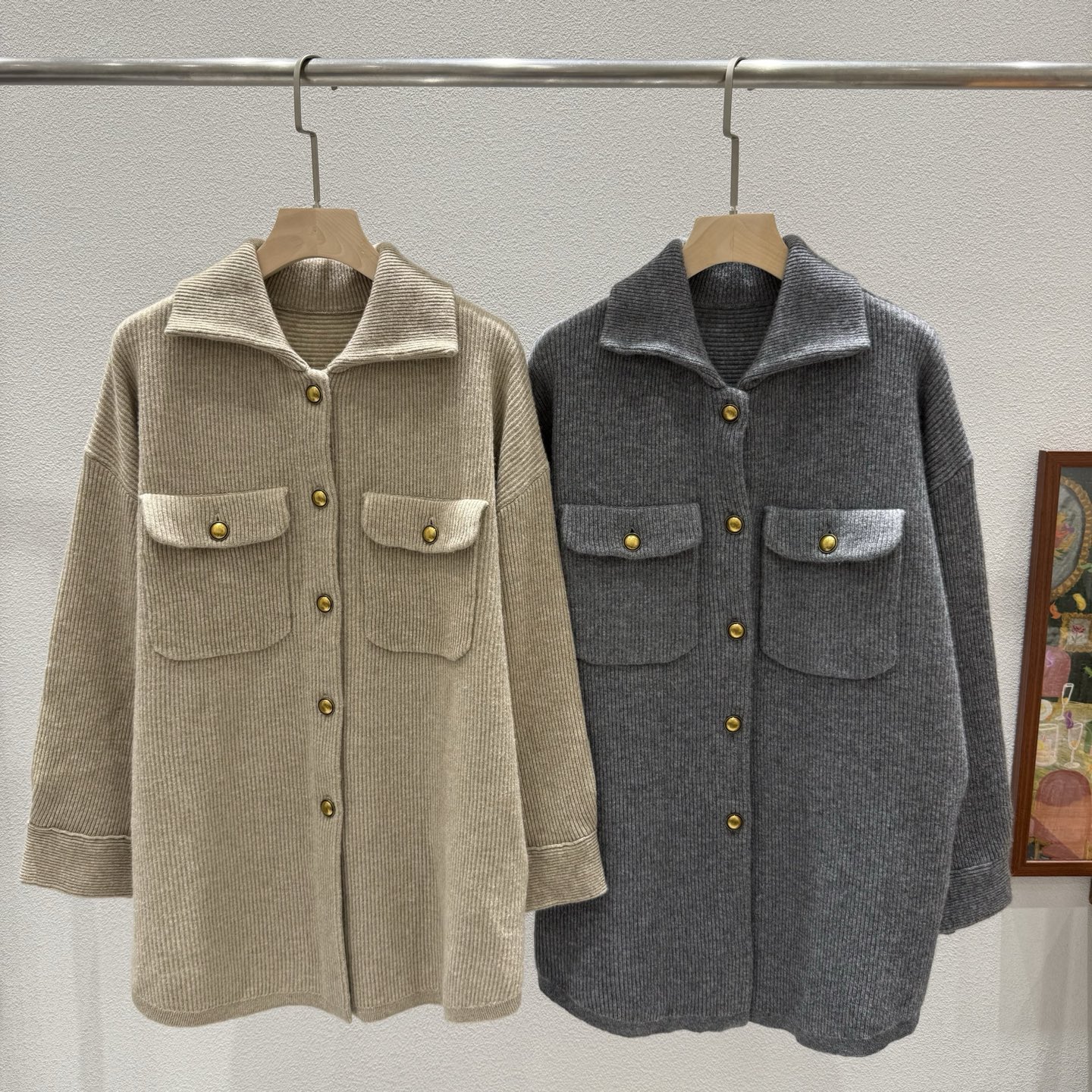 ブルネロ クチネリ カシミヤ ベルト付きカーディガン グレー キャメル 詳細画像 1
