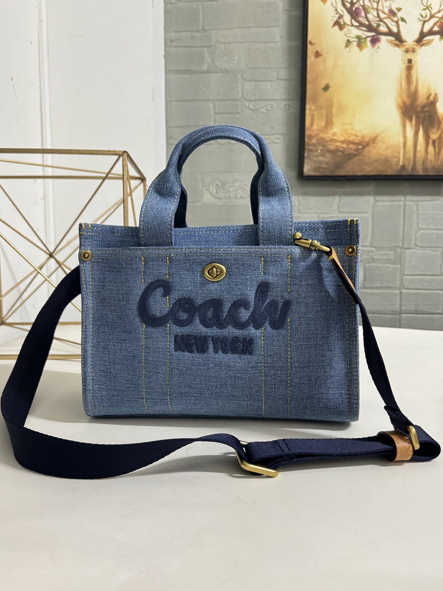 コーチ Cargo トートバッグ デニムブルー 詳細画像 1
