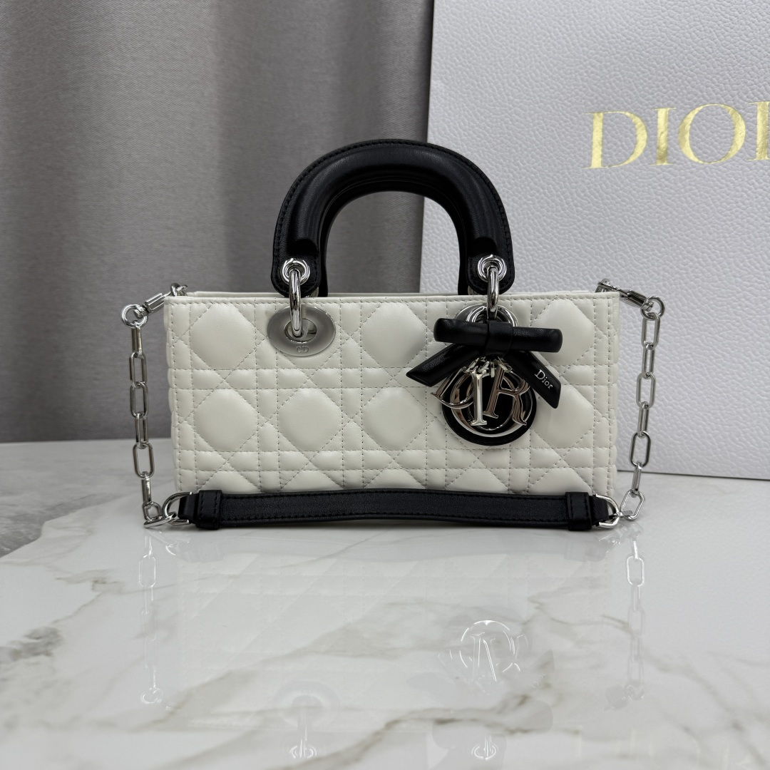 ディオール Lady D-Joy バッグ オフホワイト ブラック M9240 詳細画像 3