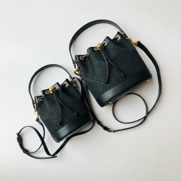 トリーバーチ キャンバス×カウレザー バケットバッグ ブラック