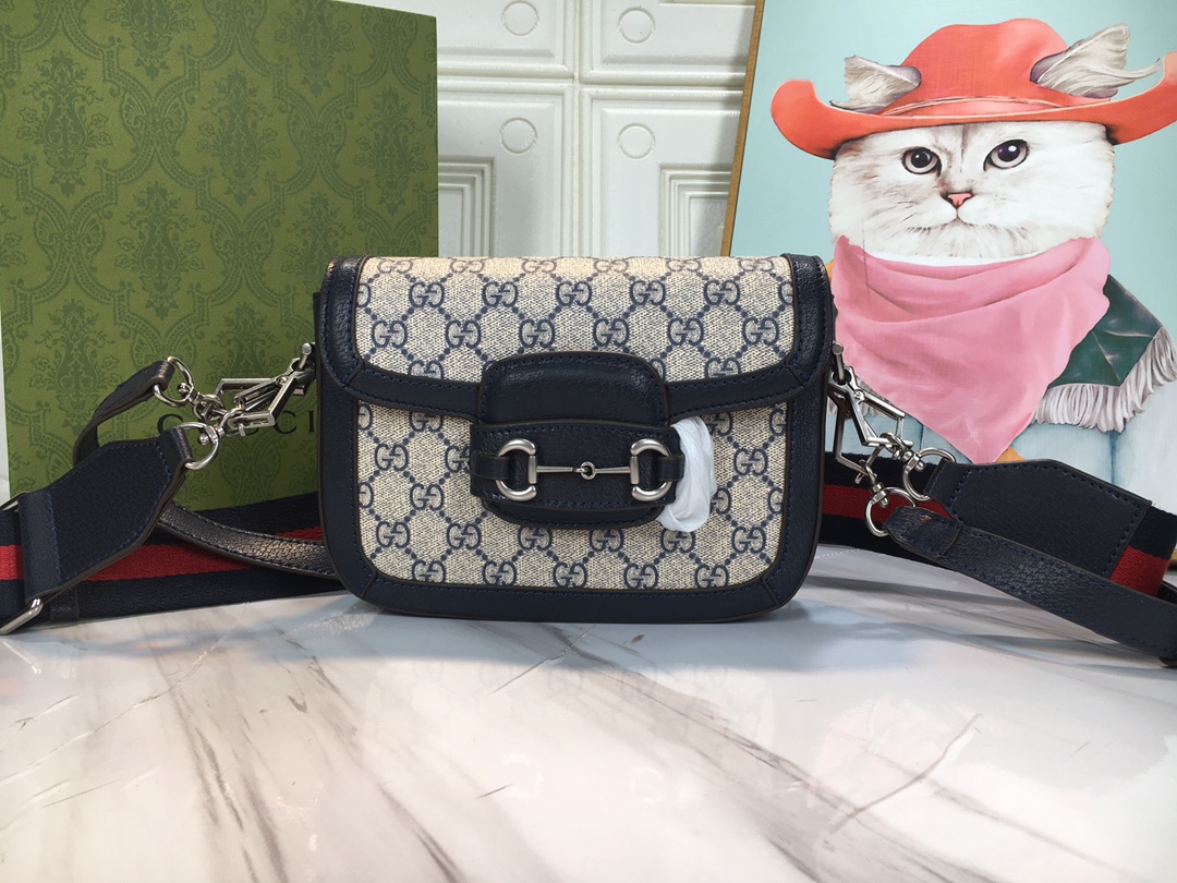 グッチ クロスボディバッグ スモール ブルー 詳細画像 1