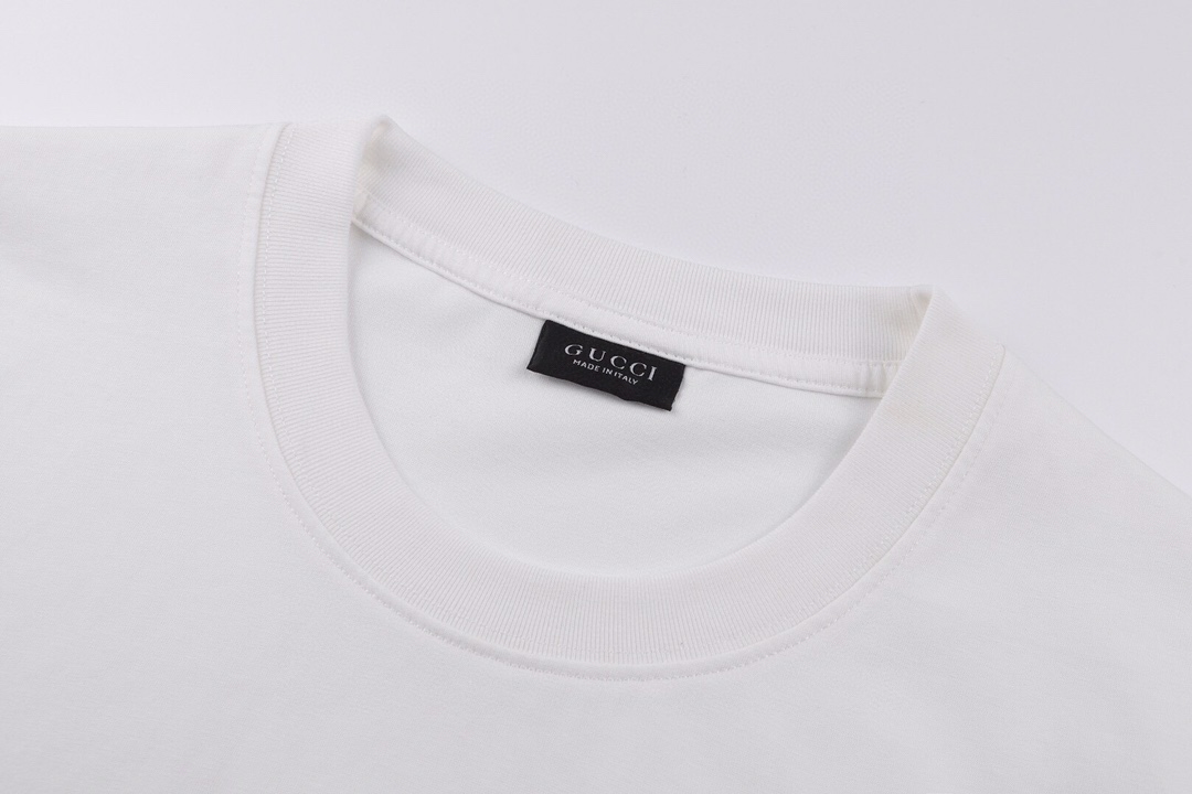グッチ カットアウトロゴ 半袖Tシャツ ホワイト 詳細画像 3