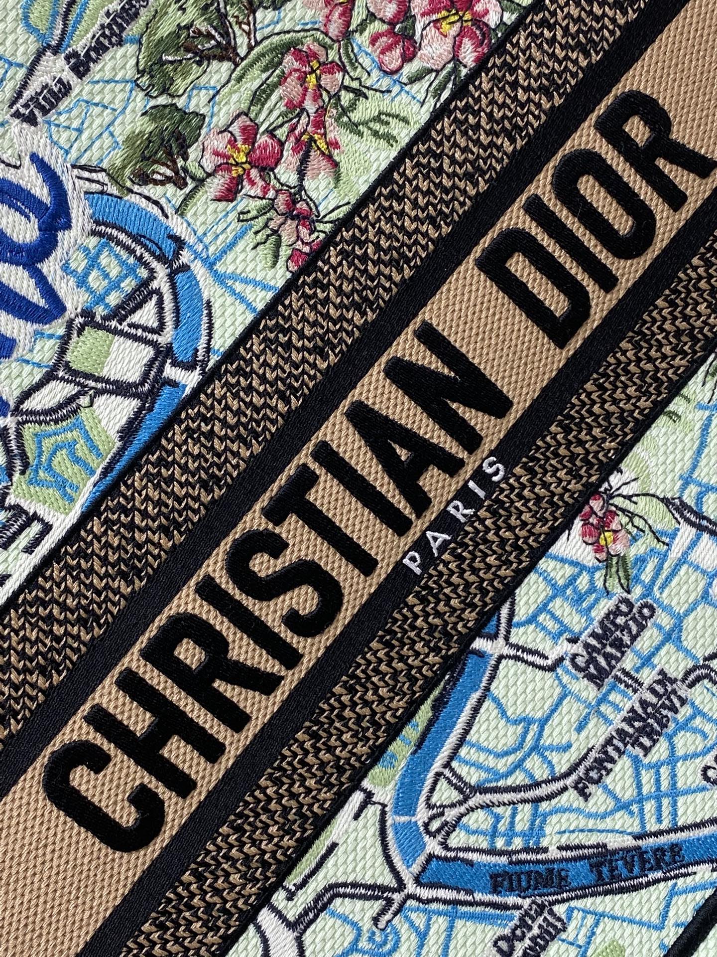 ディオール ブックトート Souvenir 刺繍キャンバス トートバッグ ミディアム 詳細画像 2