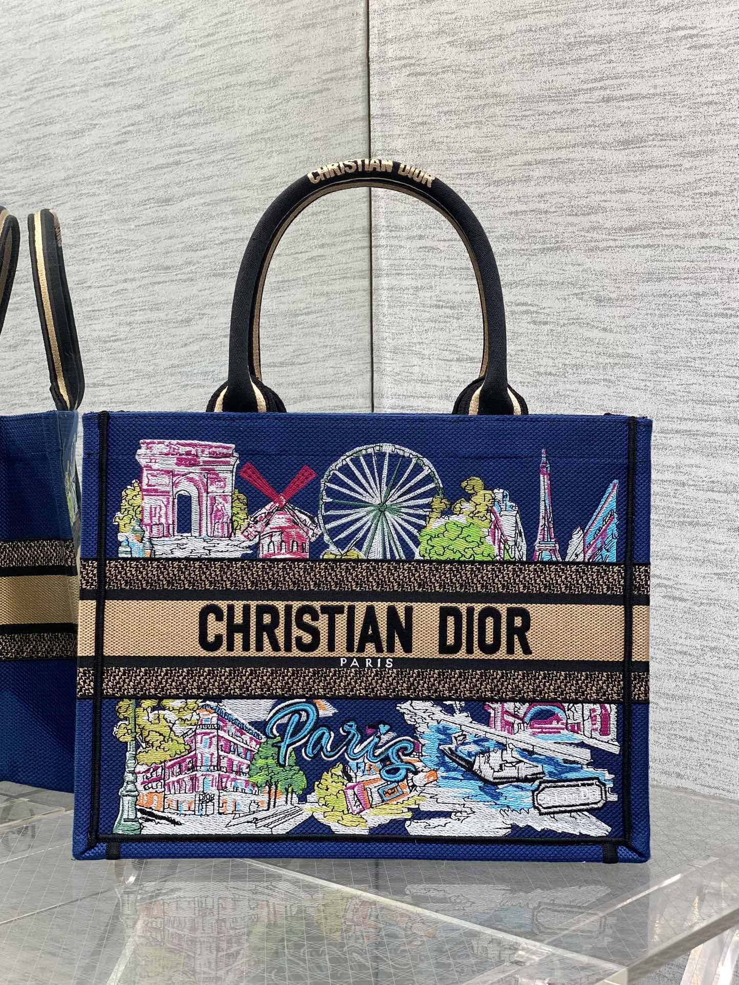 ディオール ブックトート 刺繍キャンバス トートバッグ ミディアム 詳細画像 1