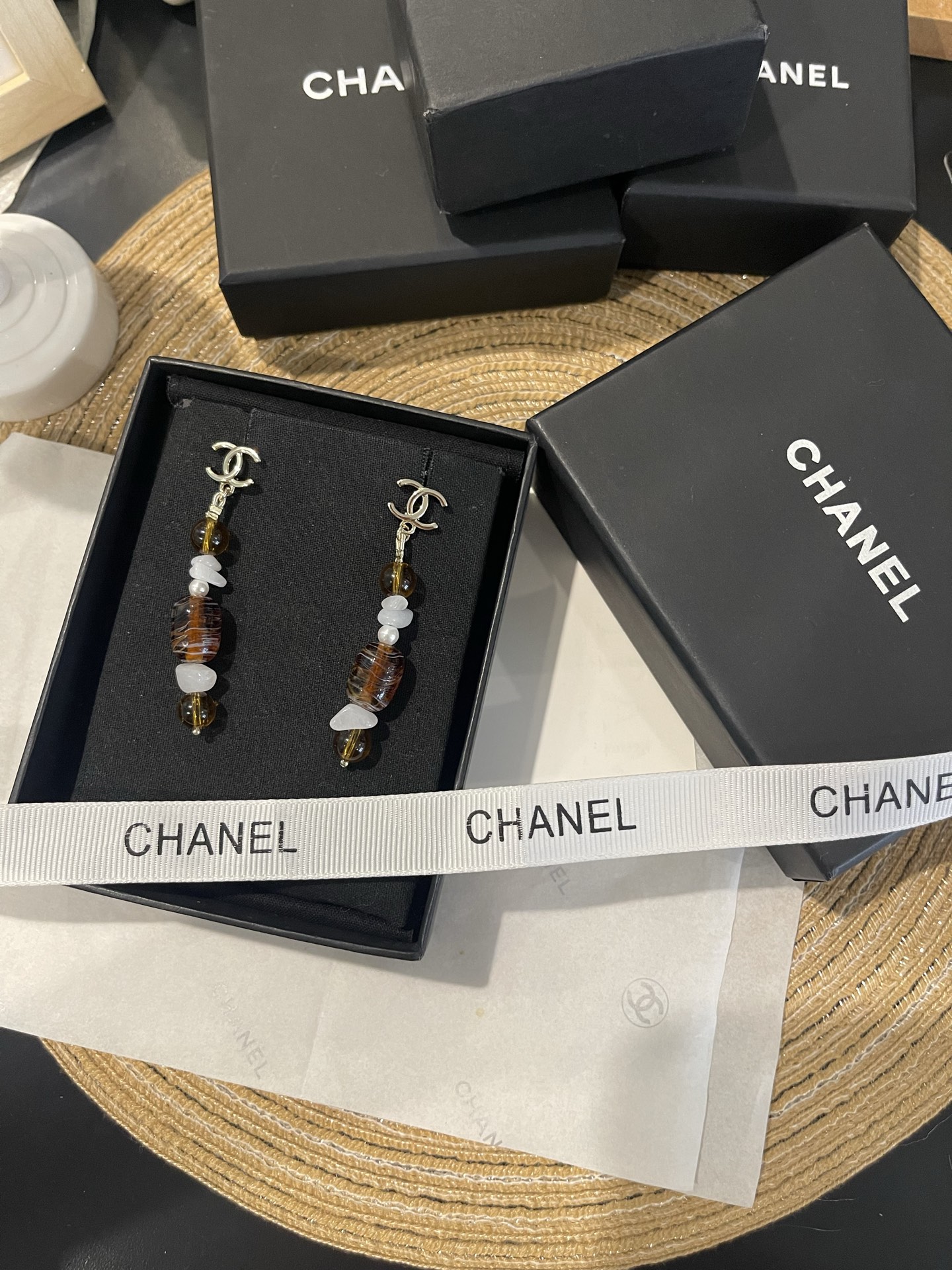 シャネル 異形パール ロングドロップピアス アンバー 詳細画像 1